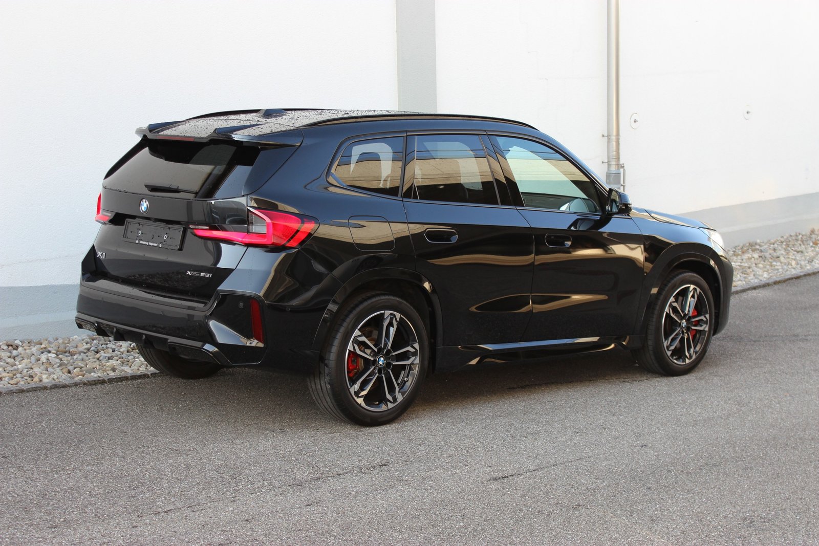 BMW X1 23i 48V M Sport Pro, Mild-Hybrid Petrol/Electric, Second hand / Used, Automatic - 5