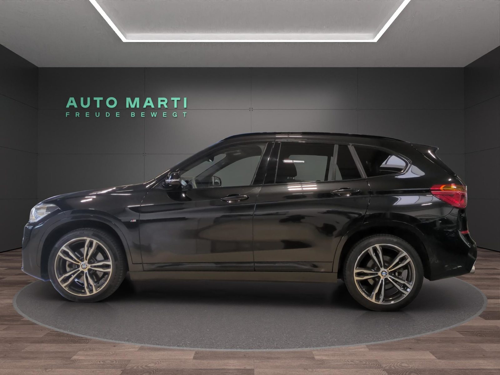 BMW X1 25i xDrive, Benzin, Occasion / Gebraucht, Automatik - 2