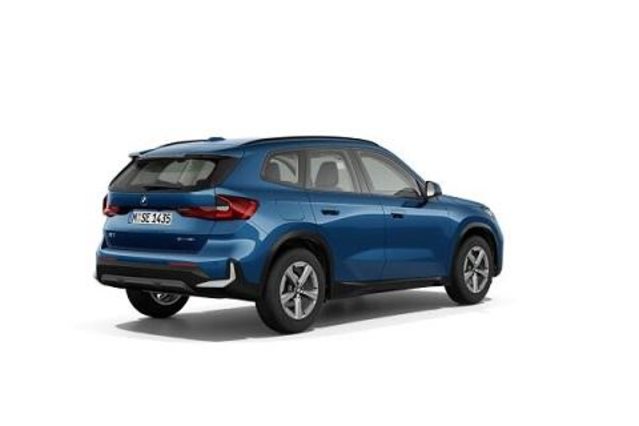 BMW X1 18i sDrive paddles, Benzin, Occasion / Gebraucht, Automatik - 2