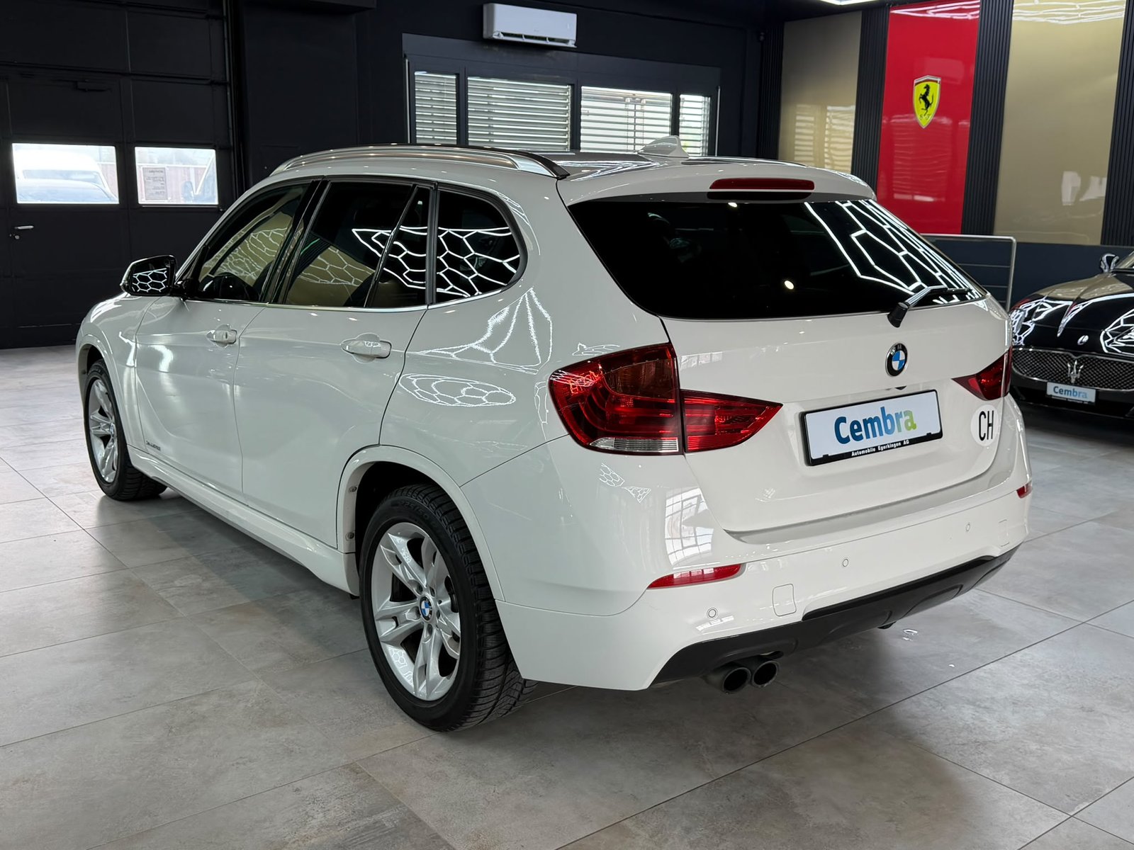 BMW X1 28i Steptronic, Benzin, Occasion / Gebraucht, Automatik - 7
