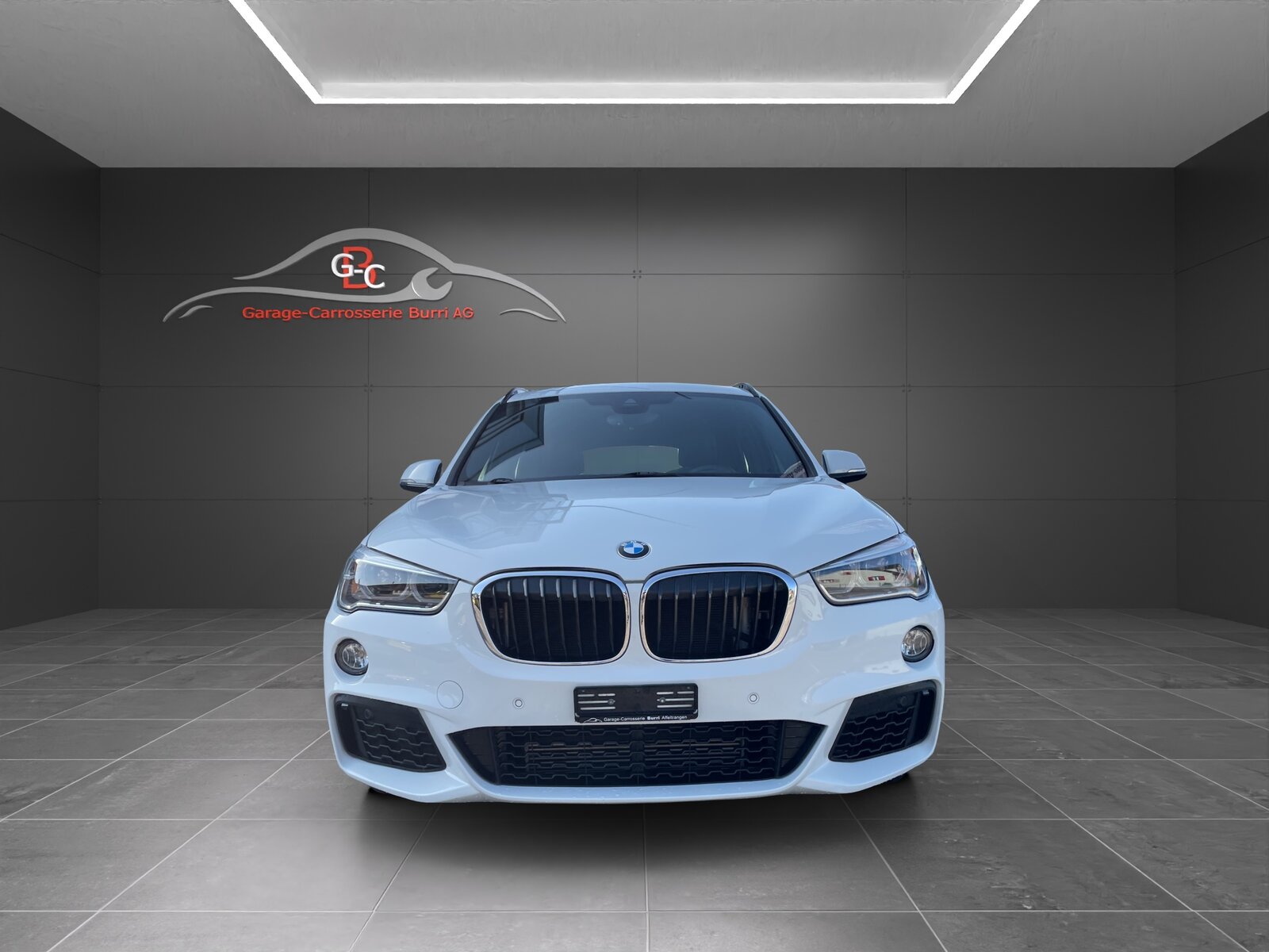 BMW X1 20i M Sport Steptronic, Benzin, Occasion / Gebraucht, Automatik - 2