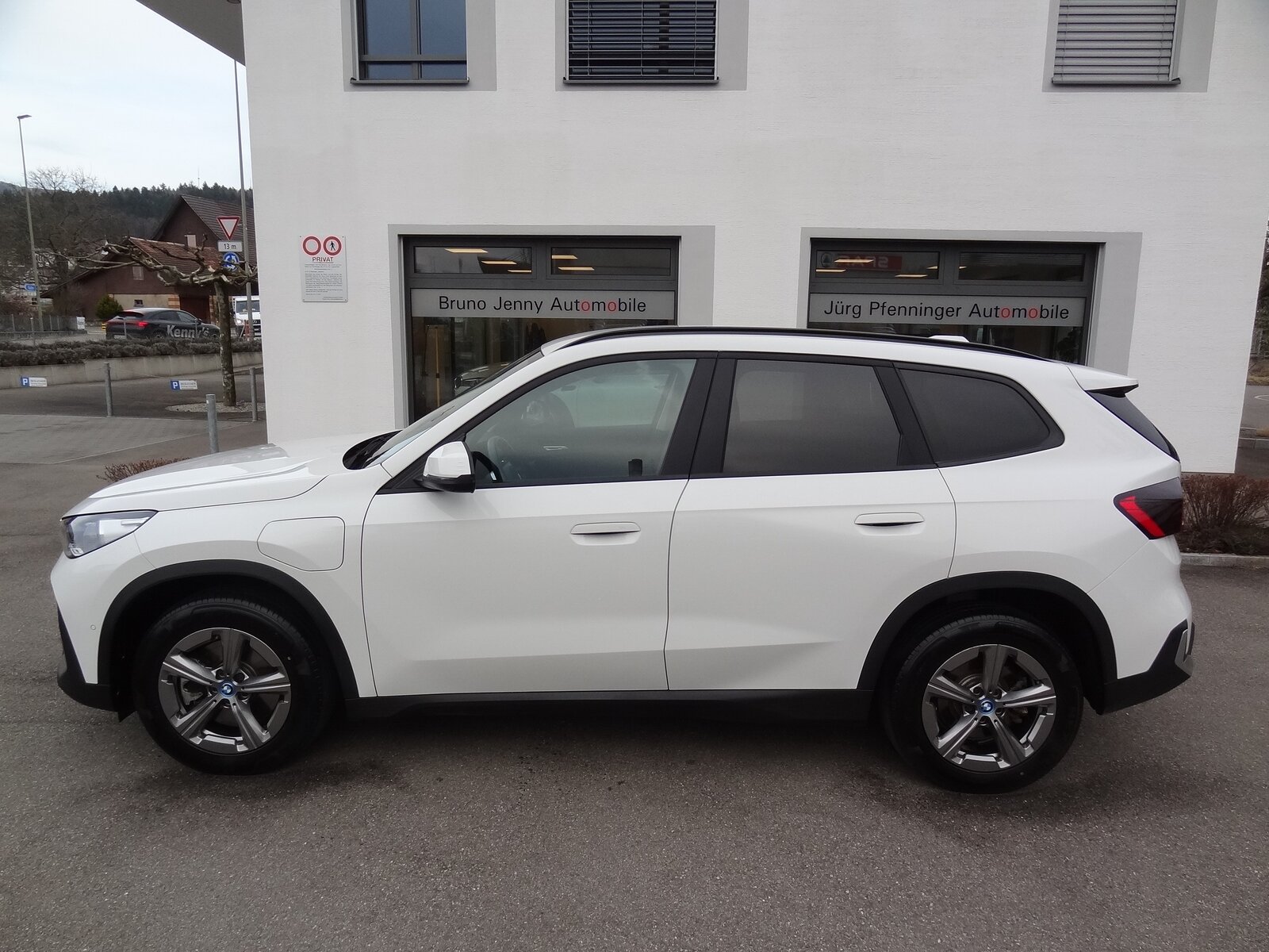 BMW X1 30e, Hybride Rechargeable Essence/Électricité, Occasion / Utilisé, Automatique - 2