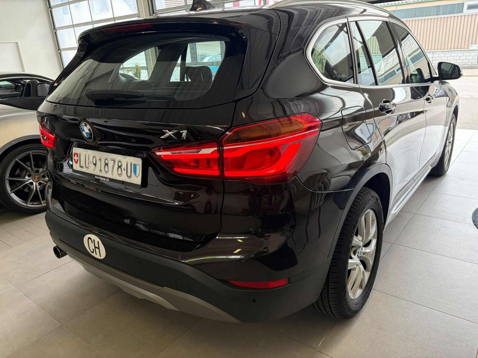 BMW X1 18d xLine Steptronic, Diesel, Occasion / Gebraucht, Automatik - 3
