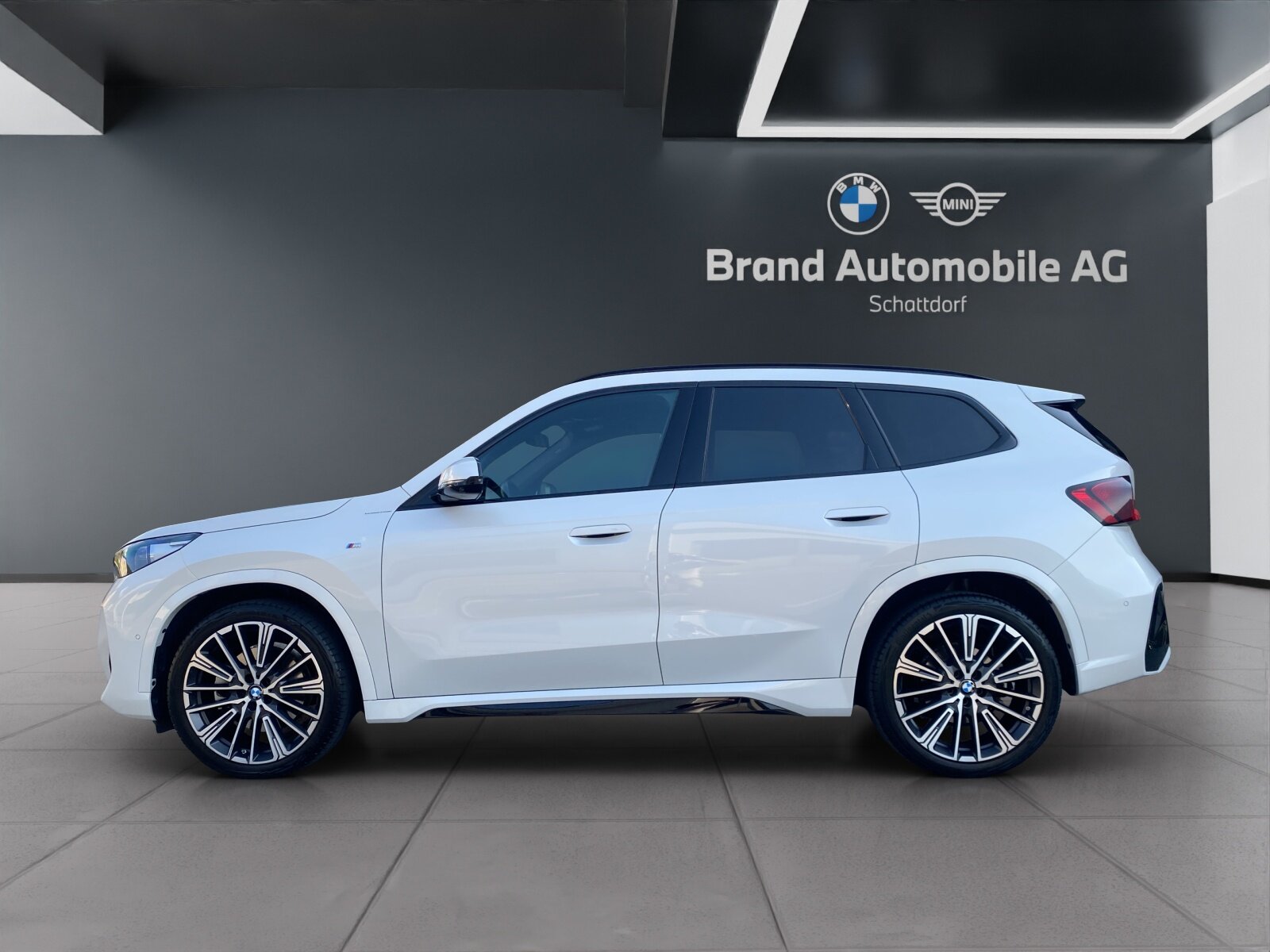 BMW X1 23i  paddles, Hybride Leggero Benzina/Elettrica, Occasioni / Usate, Automatico - 2