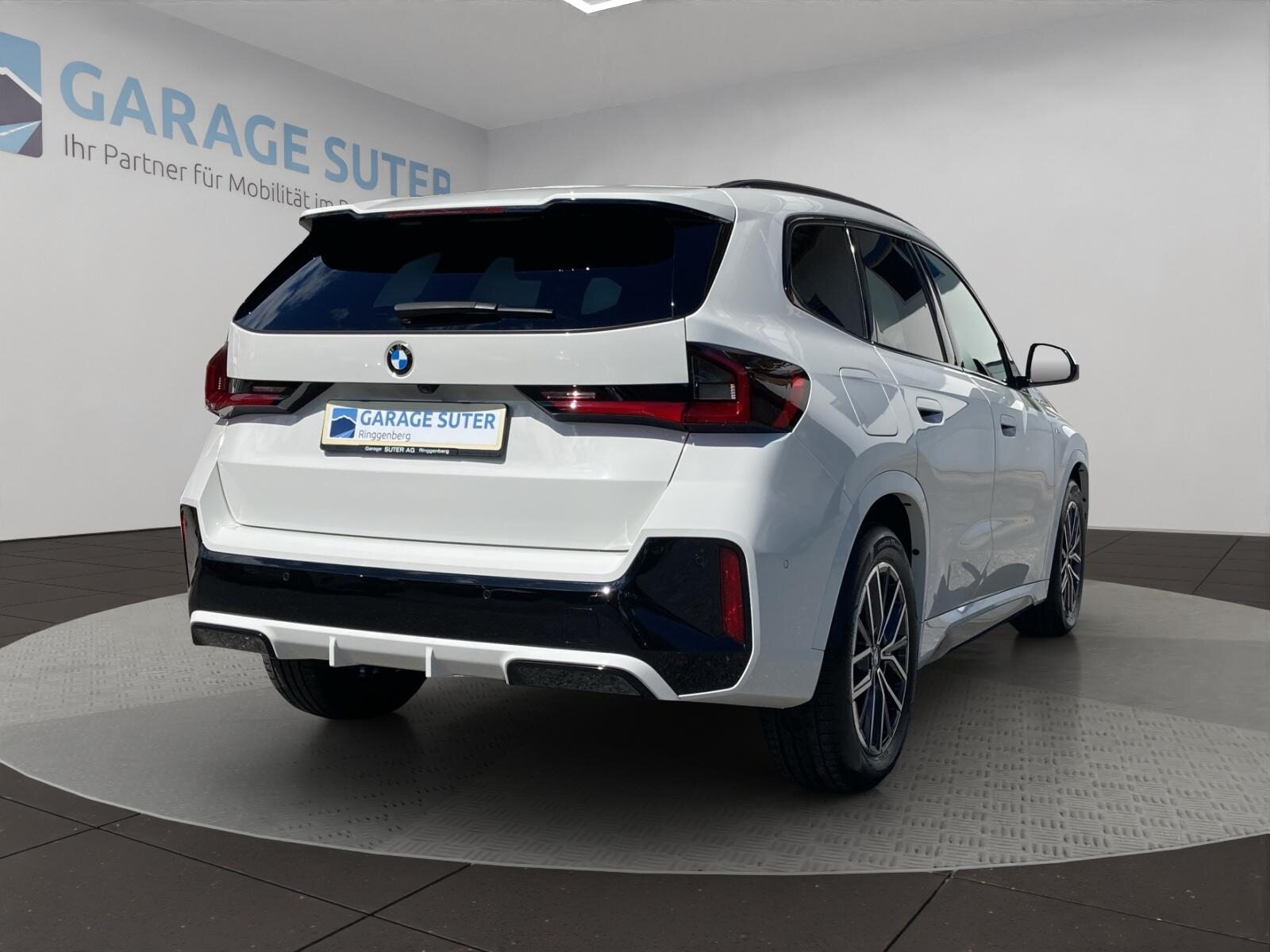 BMW X1 23i xDrive paddles, Mild-Hybrid Benzin/Elektro, Occasion / Gebraucht, Automatik - 5