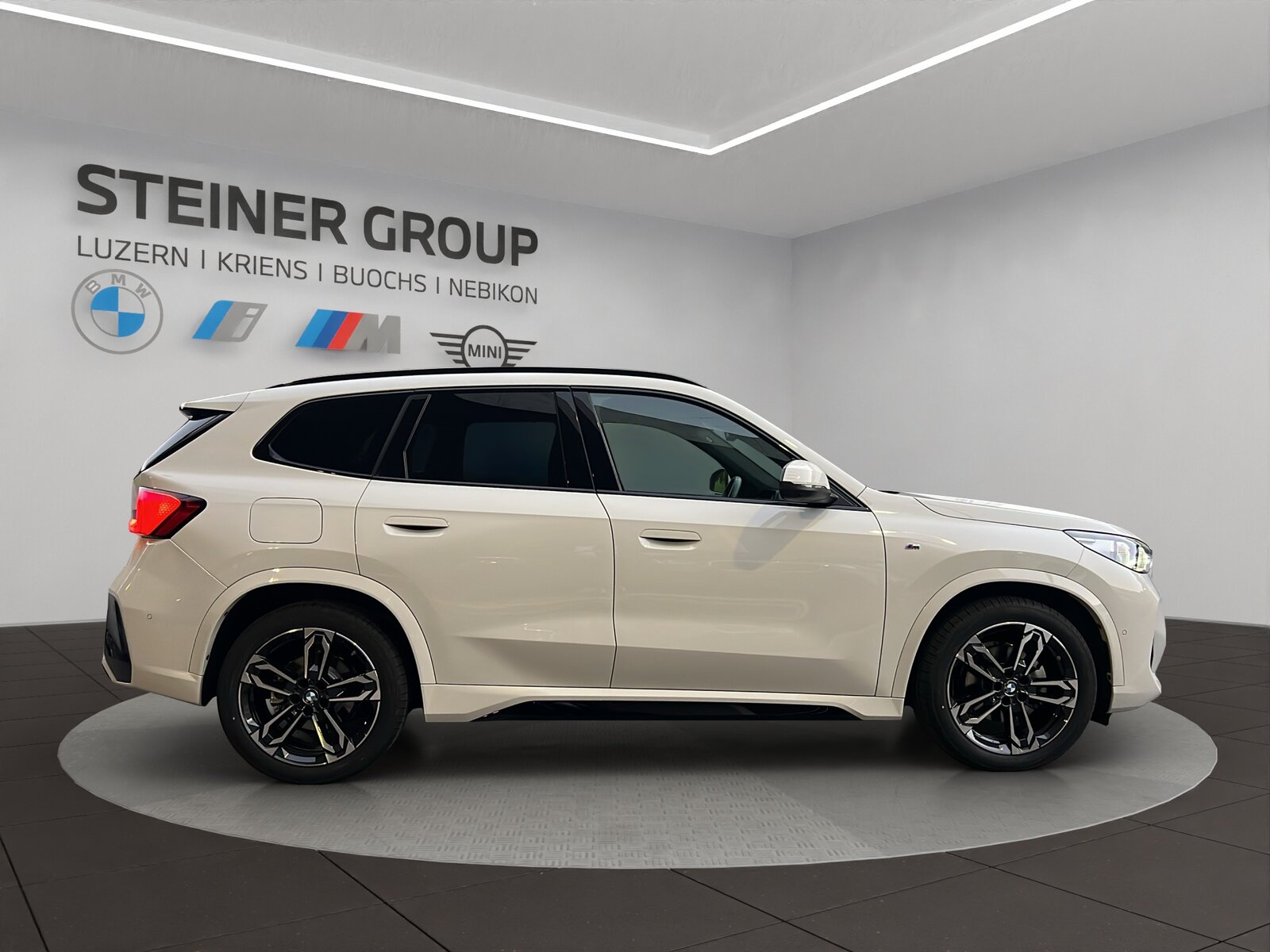 BMW X1 20d 48V M Sport, Mild-Hybrid Diesel/Electric, Second hand / Used, Automatic - 5