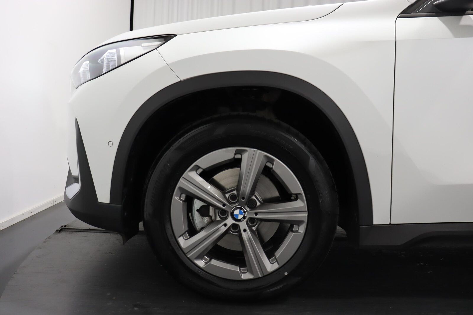 BMW X1 18i sDrive, Benzin, Occasion / Gebraucht, Automatik - 7