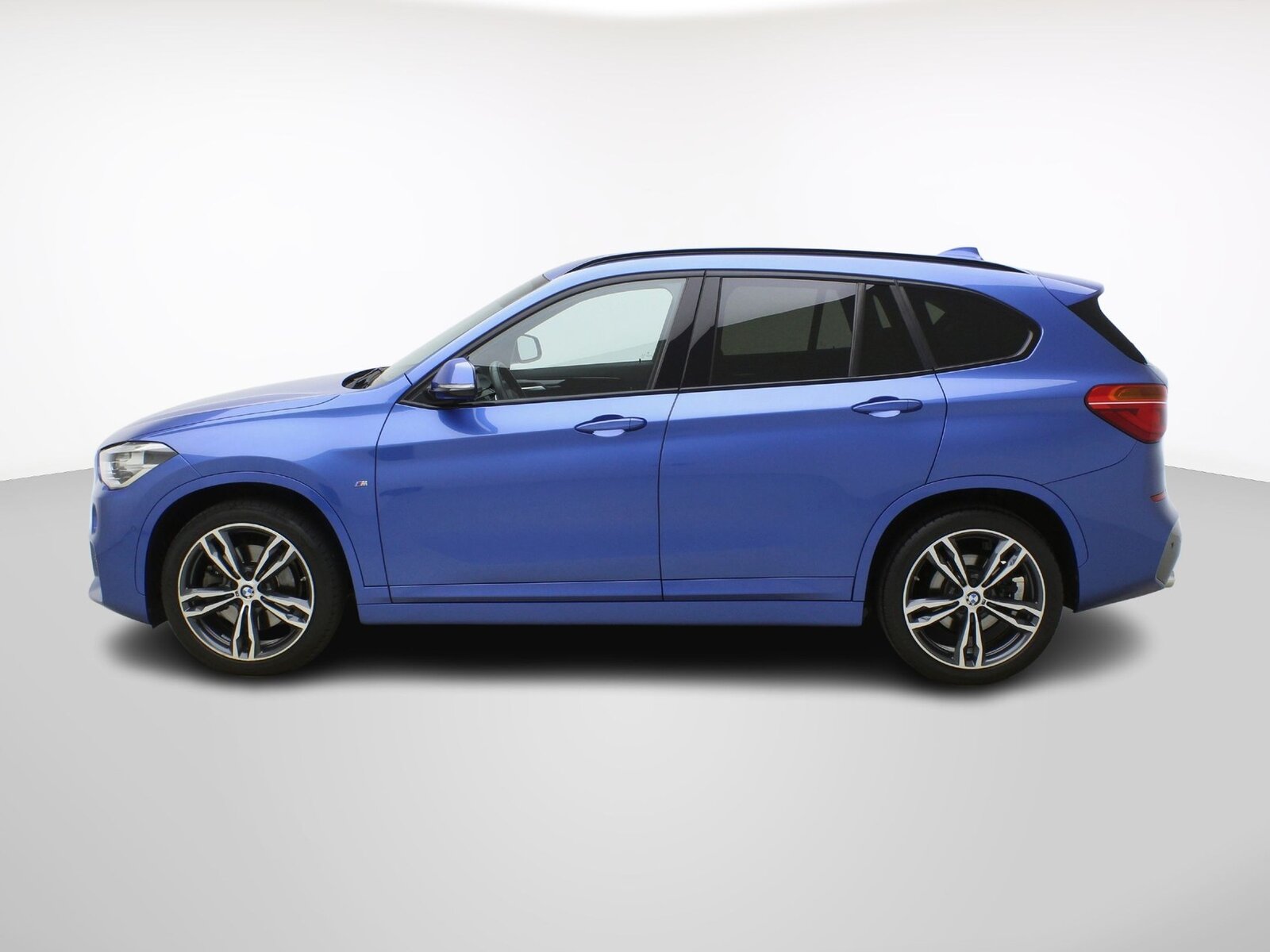 BMW X1 25i M Sport, Benzin, Occasion / Gebraucht, Automatik - 3