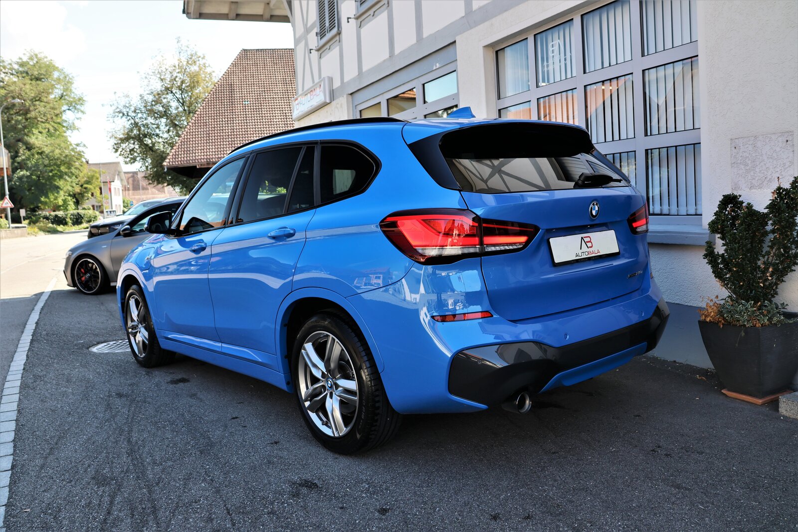 BMW X1 25e M Sport Steptronic, Plug-in-Hybrid Benzin/Elektro, Occasion / Gebraucht, Automatik - 5