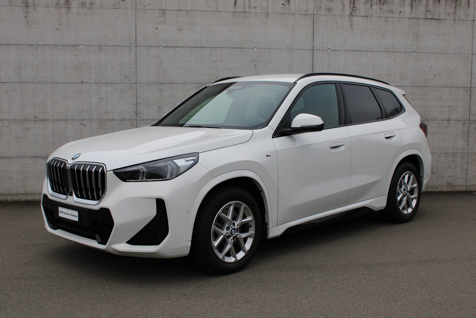 BMW X1 23i 48V M Sport