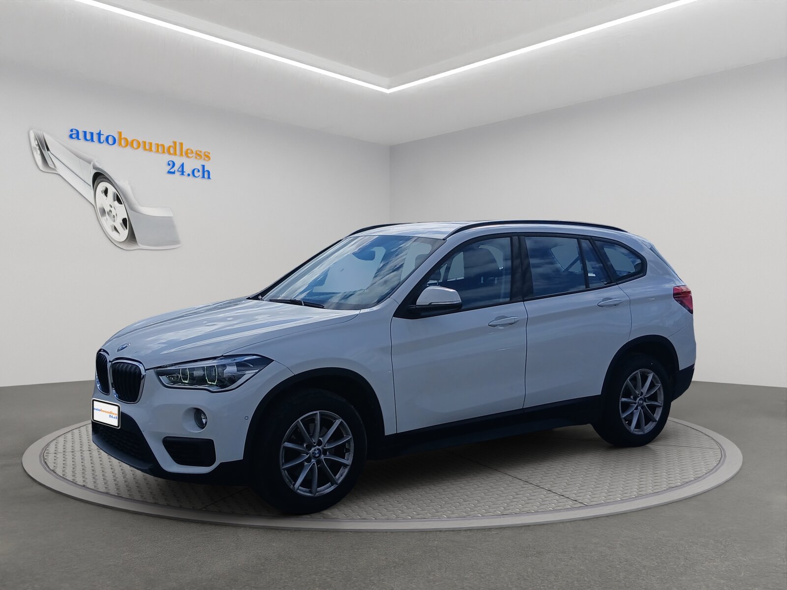 BMW X1 sDrive 18i Steptronic DSK, Petrol, Second hand / Used, Automatic - 3