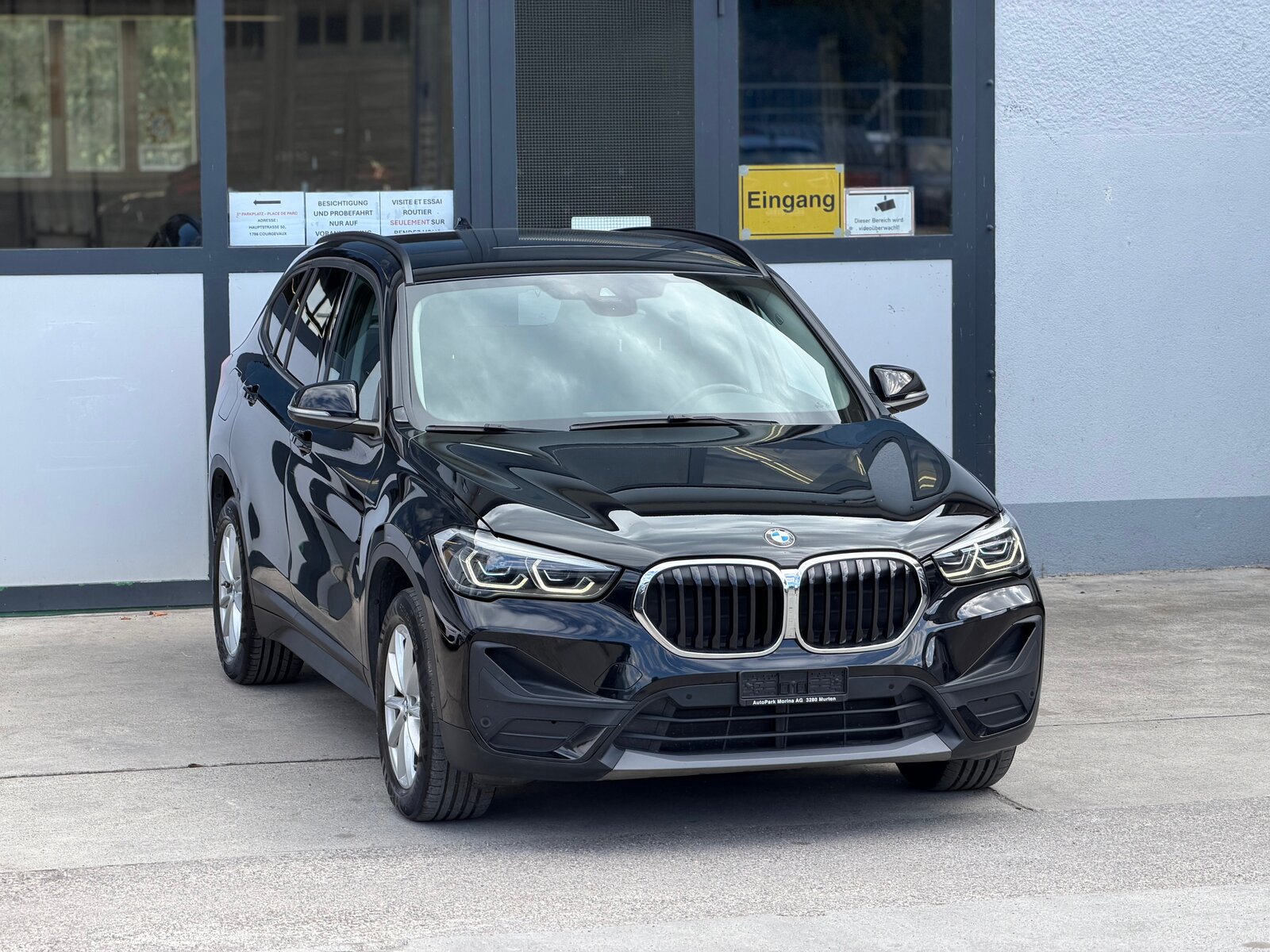 BMW X1 18d Essential Edition Steptronic, Diesel, Occasion / Gebraucht, Automatik - 4