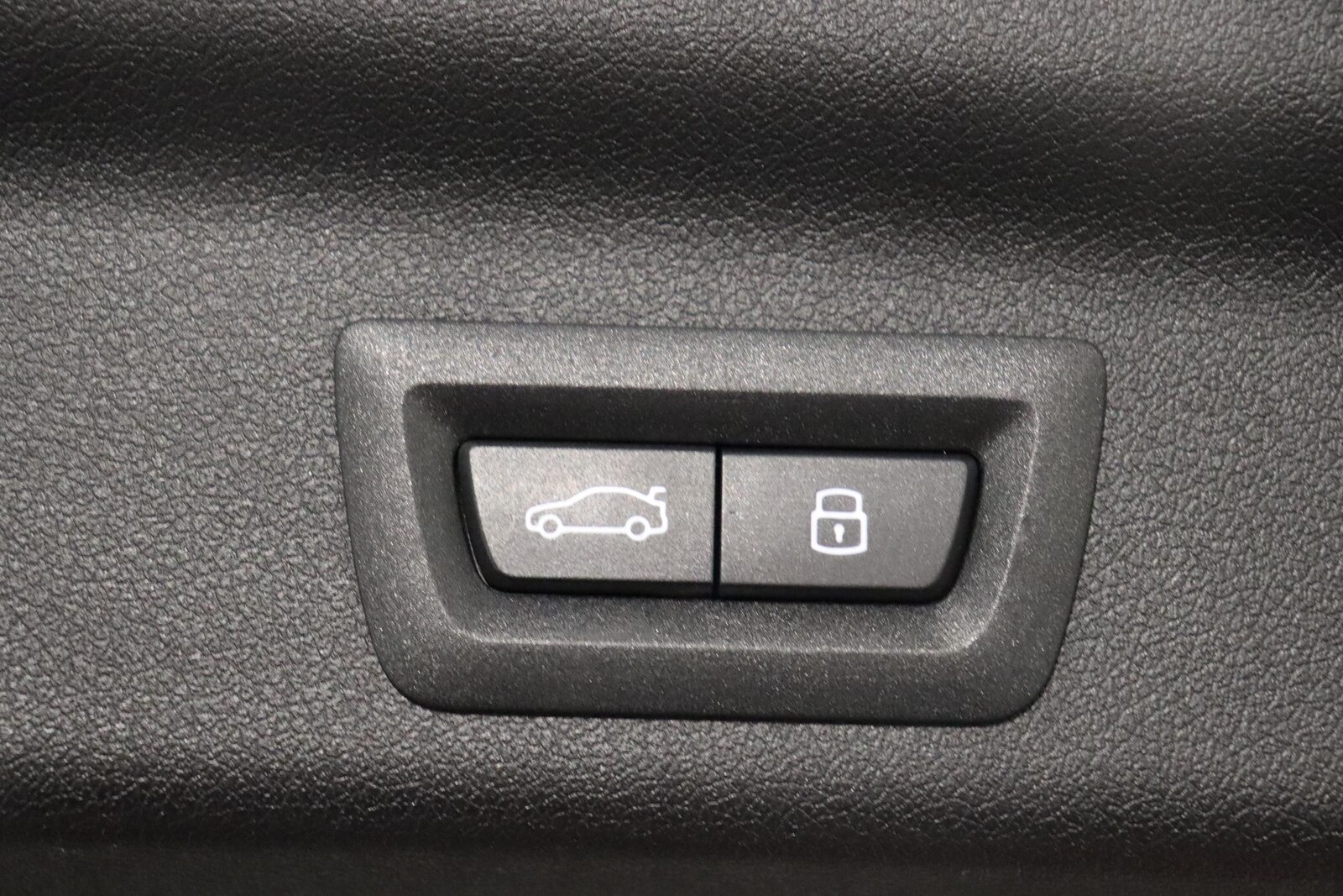 BMW X1 U11 23i xDrive paddles, Hybride Léger Essence/Électricité, Occasion / Utilisé, Automatique - 7