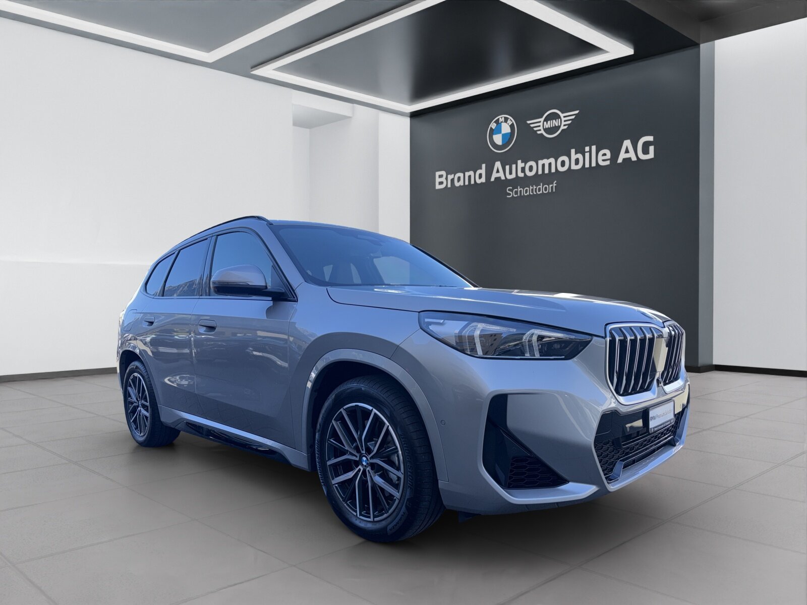 BMW X1 23i  paddles, Mild-Hybrid Petrol/Electric, Second hand / Used, Automatic - 7