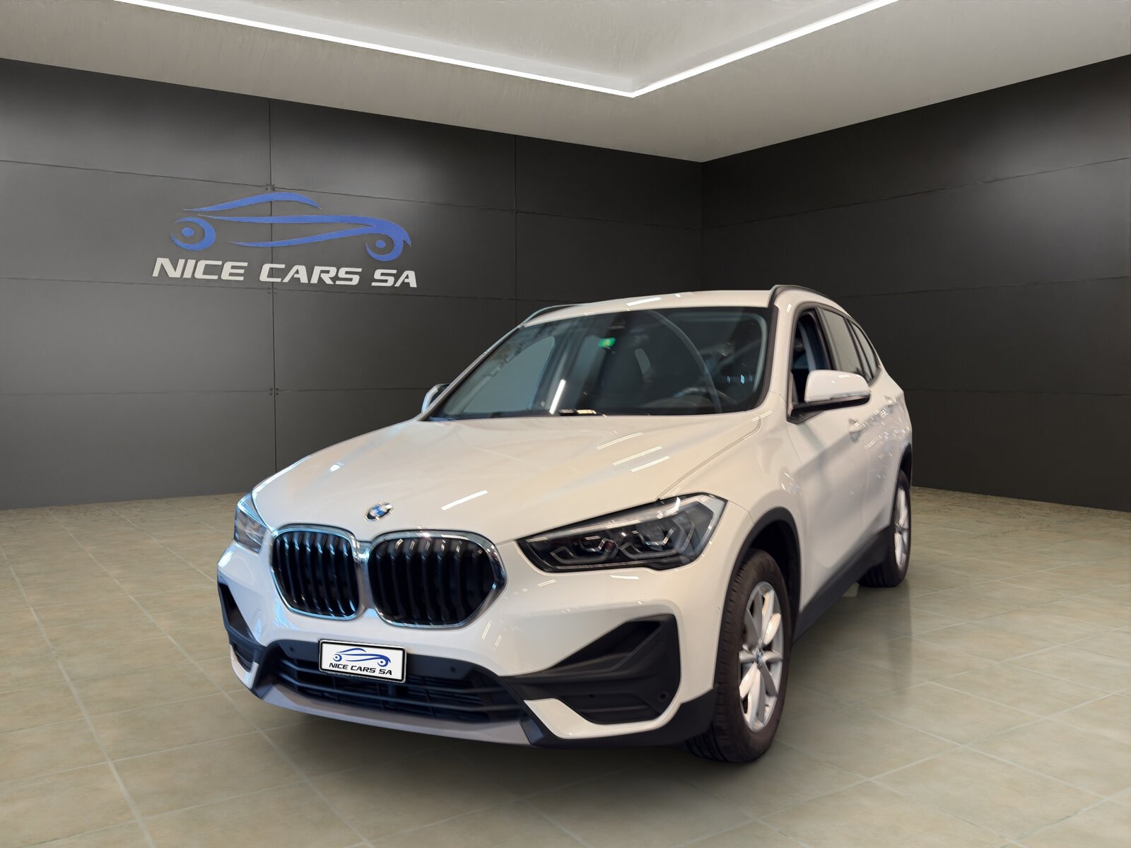 BMW X1 18d Essential Edition Steptronic