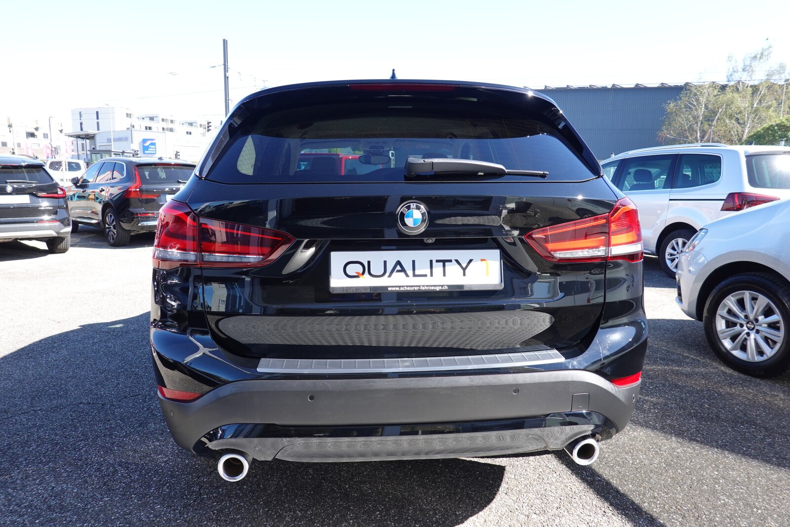 BMW X1 XDRIVE -20i - ESSENTIAL EDITION - STEPTRONIC - 178 PS, Benzin, Occasion / Gebraucht, Automatik - 3