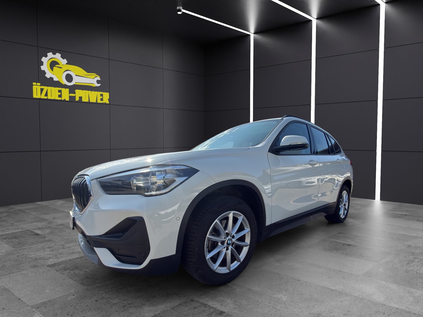 BMW X1 18d xLine Steptronic *Garantie 12 Monate / 20000km*