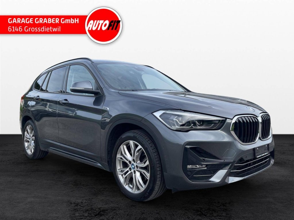 BMW 25e xDrive, Plug-in-Hybrid Benzina/Elettrica, Occasioni / Usate, Automatico - 7