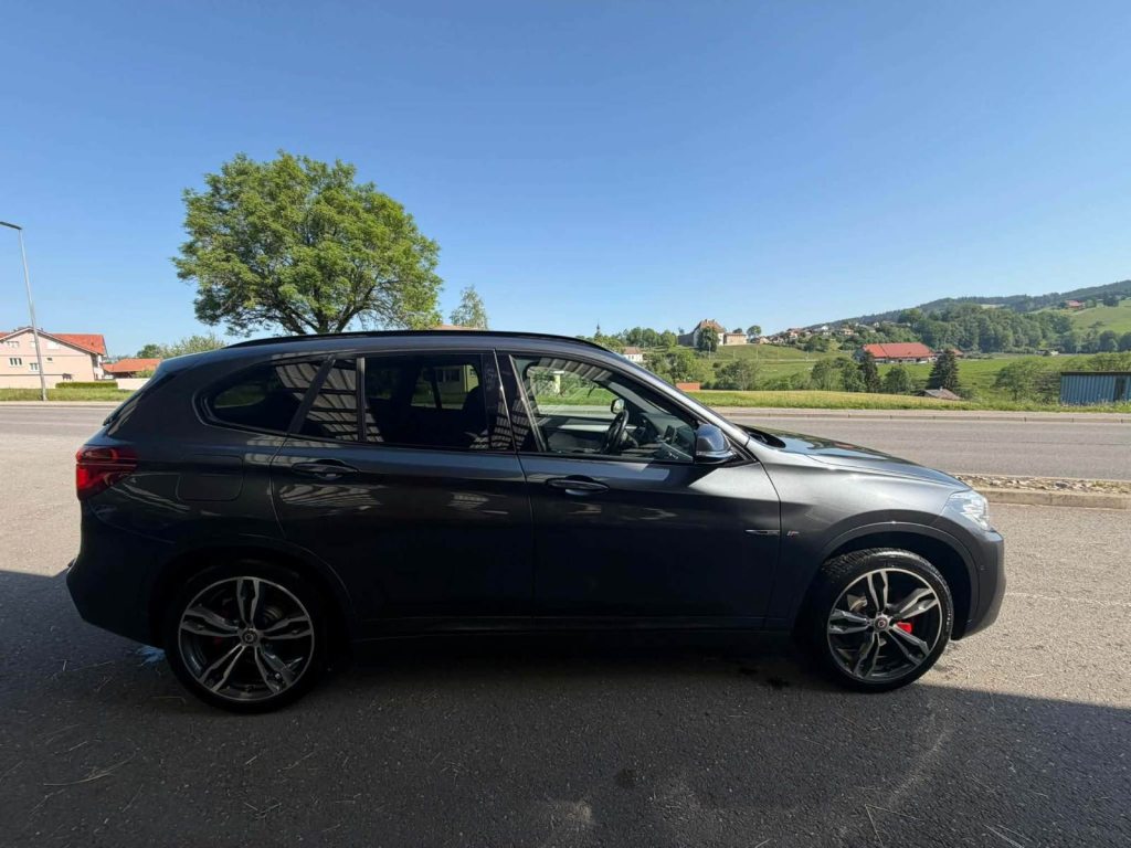 BMW X1 25i xDrive, Benzin, Occasion / Gebraucht, Automatik - 5