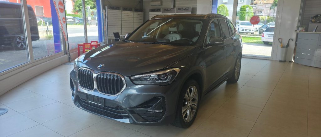 BMW 18d xDrive