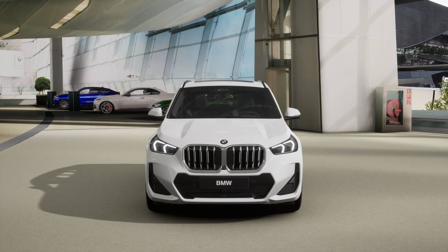 BMW X1 23d xDrive paddles, Mild-Hybrid Diesel/Electric, Ex-demonstrator, Automatic - 3