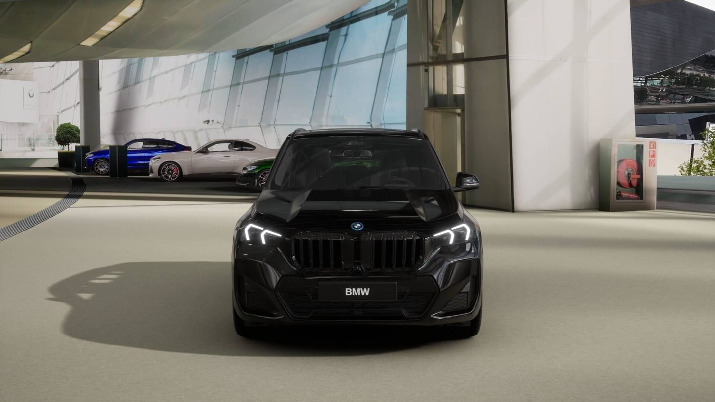 BMW X1 30e xDrive paddles, Hybride Rechargeable Essence/Électricité, Voiture de démonstration, Automatique - 3