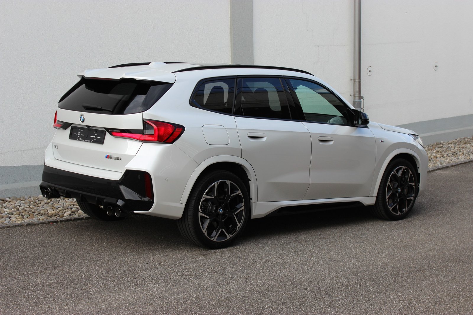 BMW X1 M35i *1.9-LEASINGAKTION*, Petrol, Ex-demonstrator, Automatic - 6