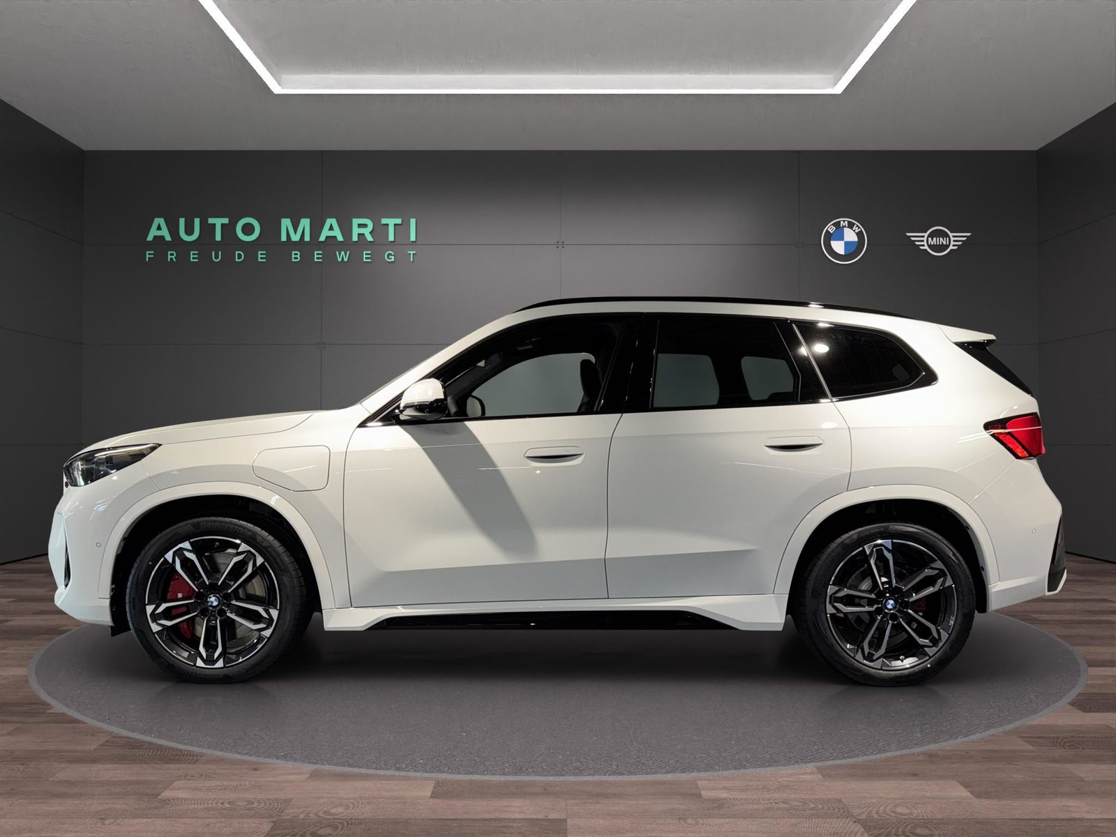 BMW X1 25e xDrive, Plug-in-Hybrid Petrol/Electric, New car, Automatic - 2