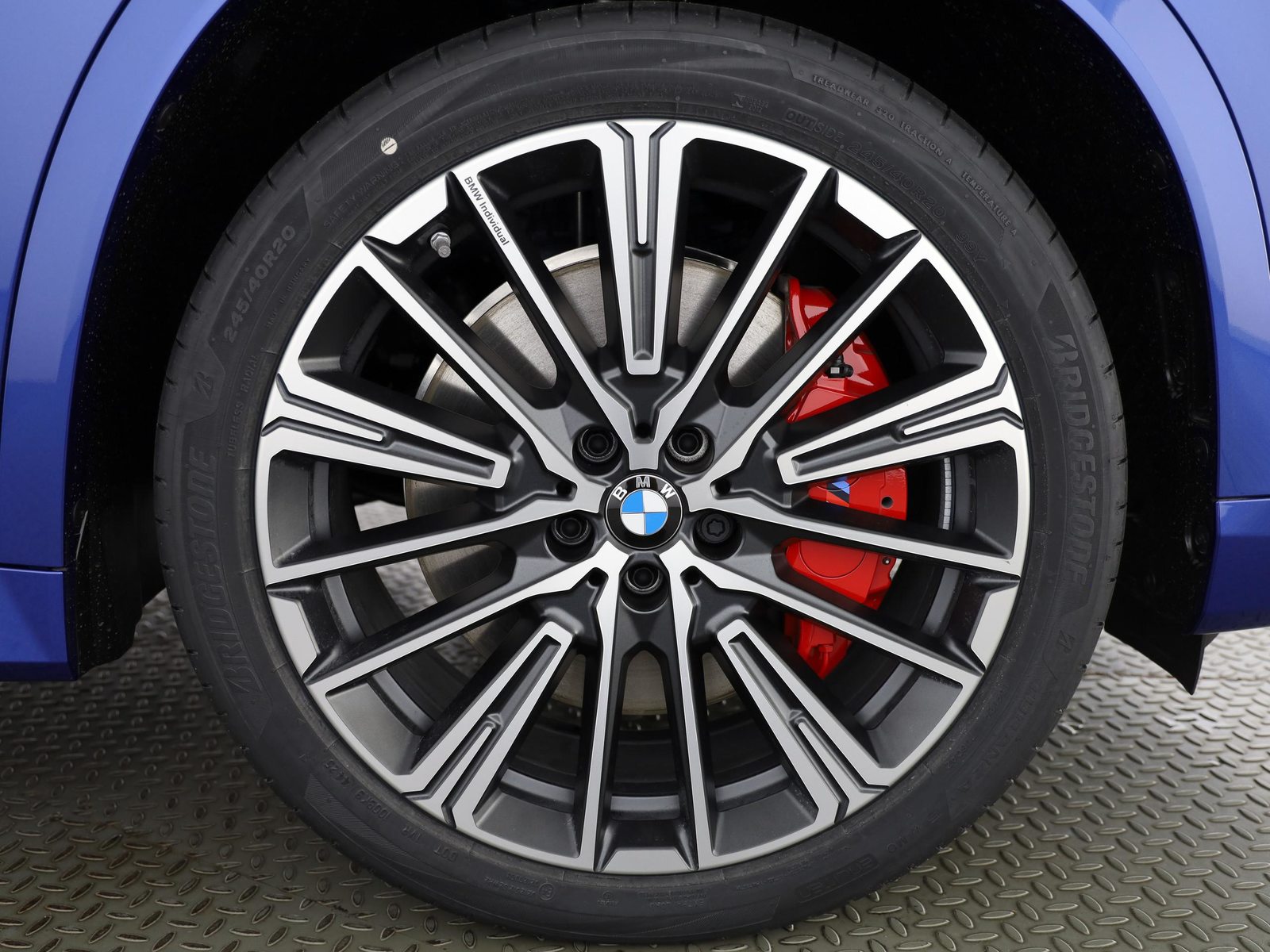 BMW X1 30e xDrive paddles, Plug-in-Hybrid Petrol/Electric, New car, Automatic - 4