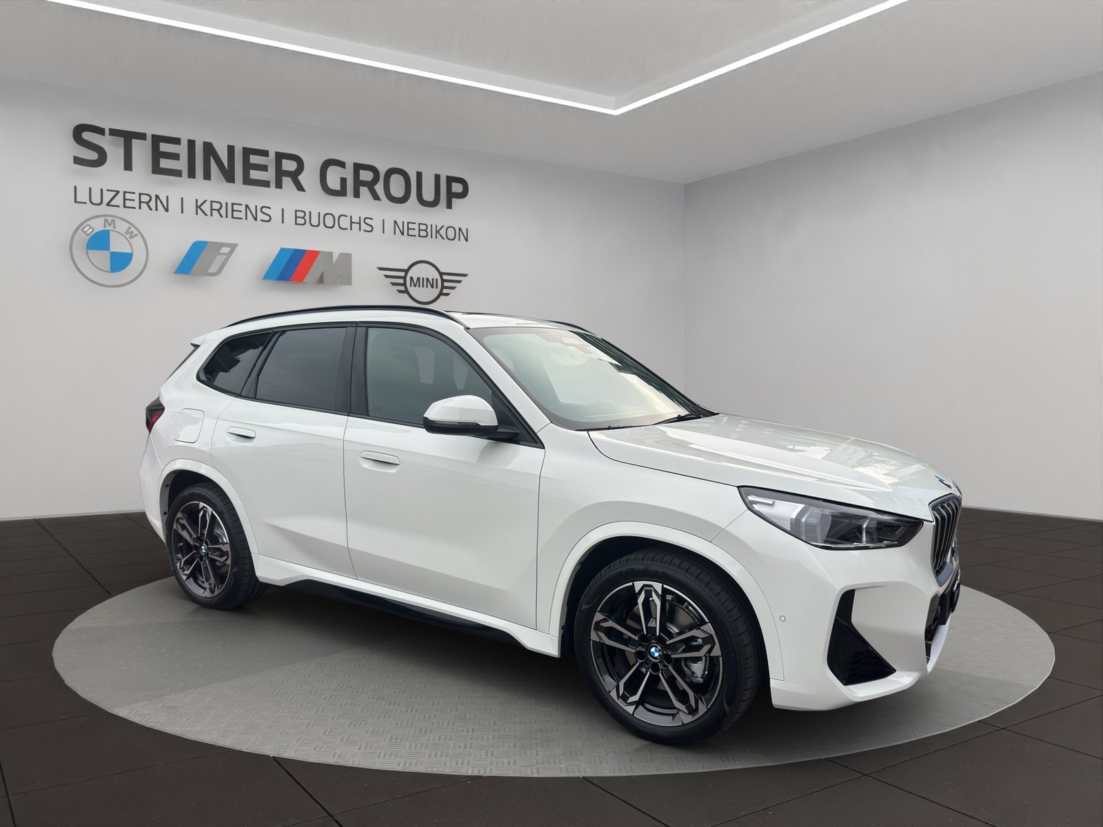 BMW X1 23i 48V M Sport, Mild-Hybrid Petrol/Electric, New car, Automatic - 3