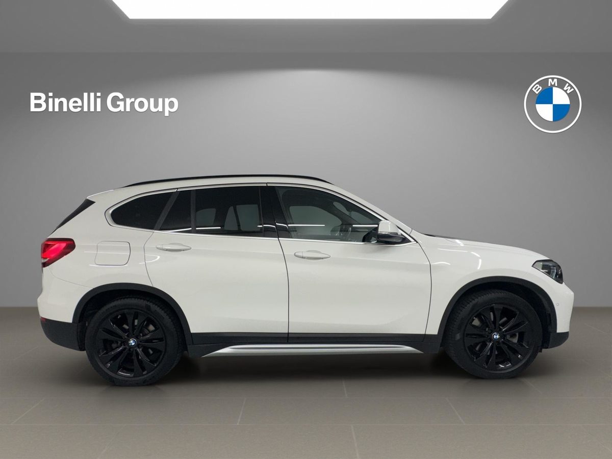 BMW X1 xDrive25e xLine, Plug-in-Hybrid Benzin/Elektro, Occasion / Gebraucht, Automat - 6