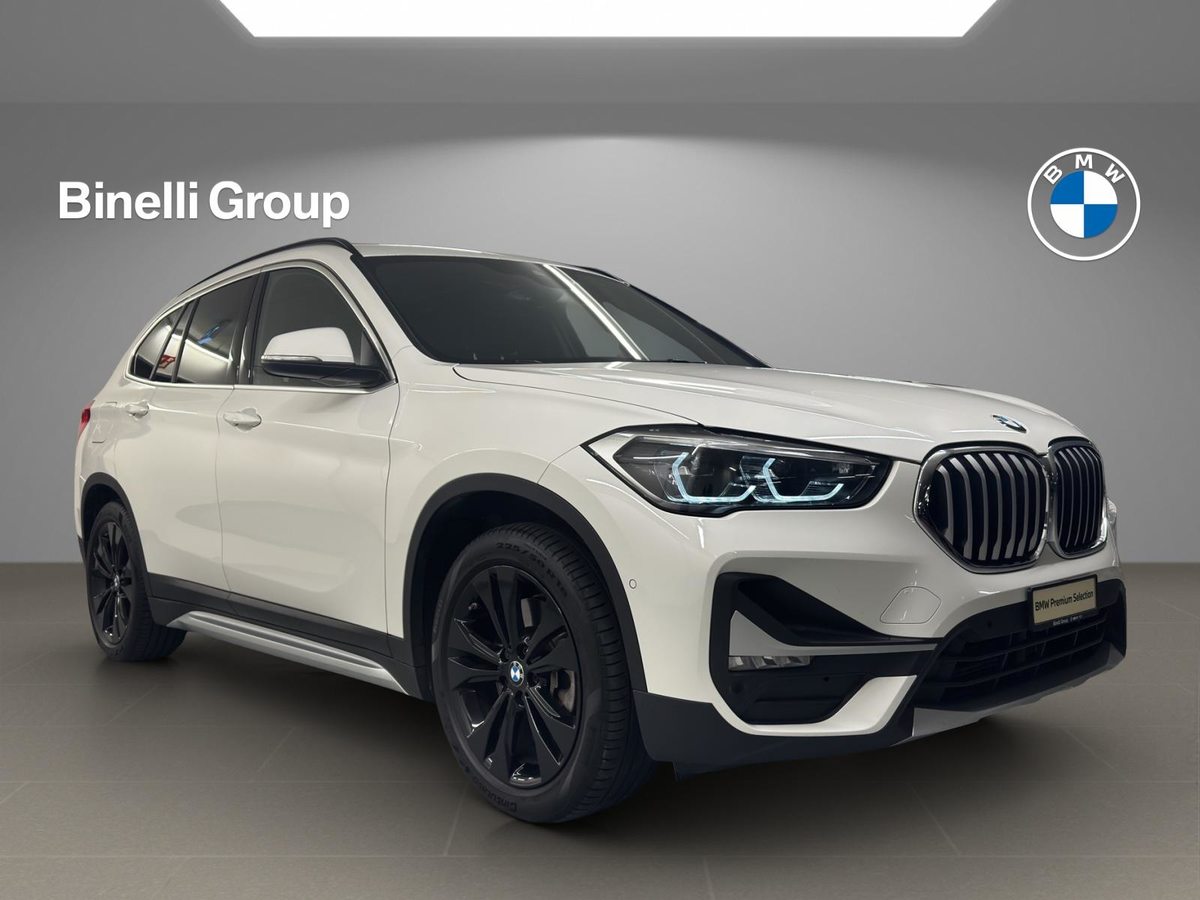 BMW X1 xDrive25e xLine, Plug-in-Hybrid Benzin/Elektro, Occasion / Gebraucht, Automat - 7