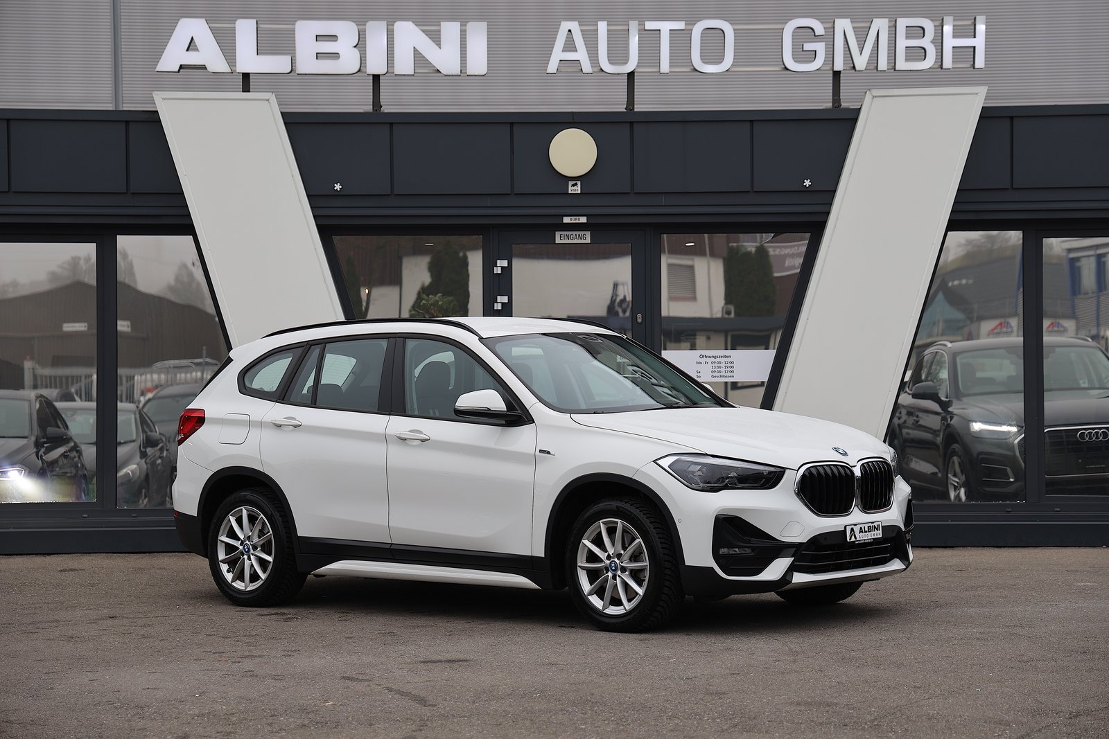 BMW X1 25e Sport Line Steptronic, Plug-in-Hybrid Benzina/Elettrica, Occasioni / Usate, Automatico - 2