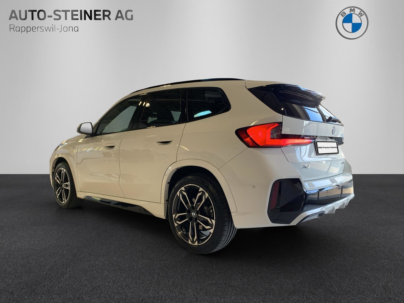 BMW X1 xDrive 23i 48V M Sport, Mild-Hybrid Petrol/Electric, Second hand / Used, Automatic - 3