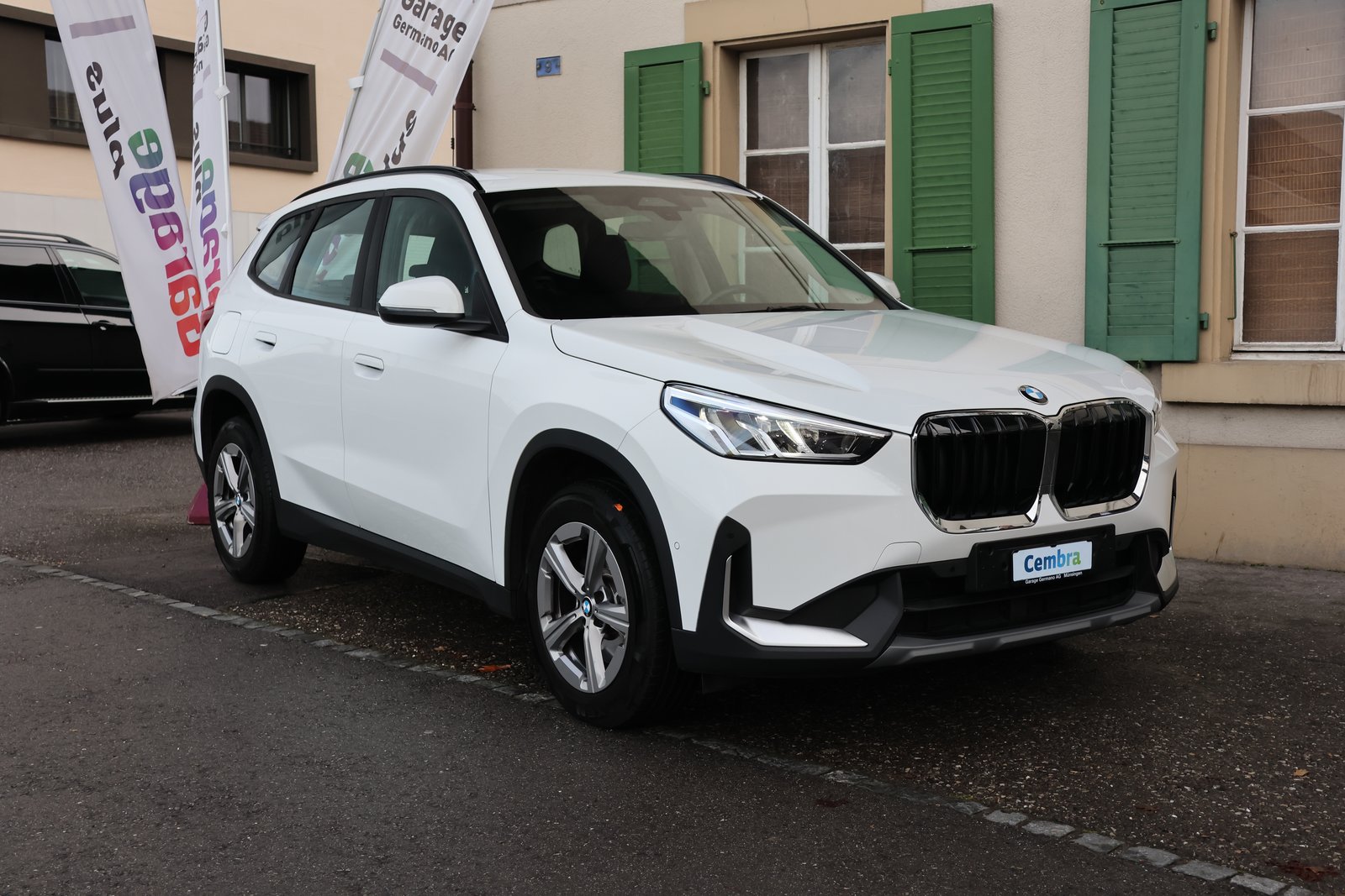 BMW X1 sDrive 20i 48V, Mild-Hybrid Petrol/Electric, Second hand / Used, Automatic - 4