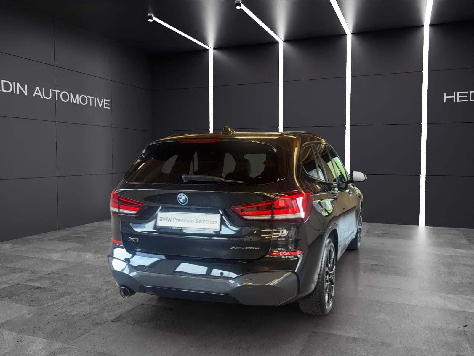 BMW X1 25e xDrive, Plug-in-Hybrid Petrol/Electric, Second hand / Used, Automatic - 5