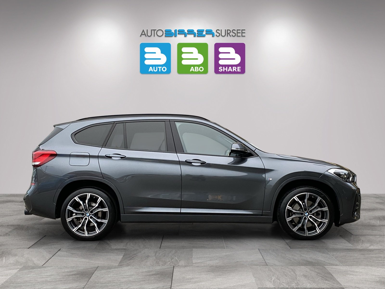 BMW X1 25i xDrive M-Sport, Petrol, Second hand / Used, Automatic - 4