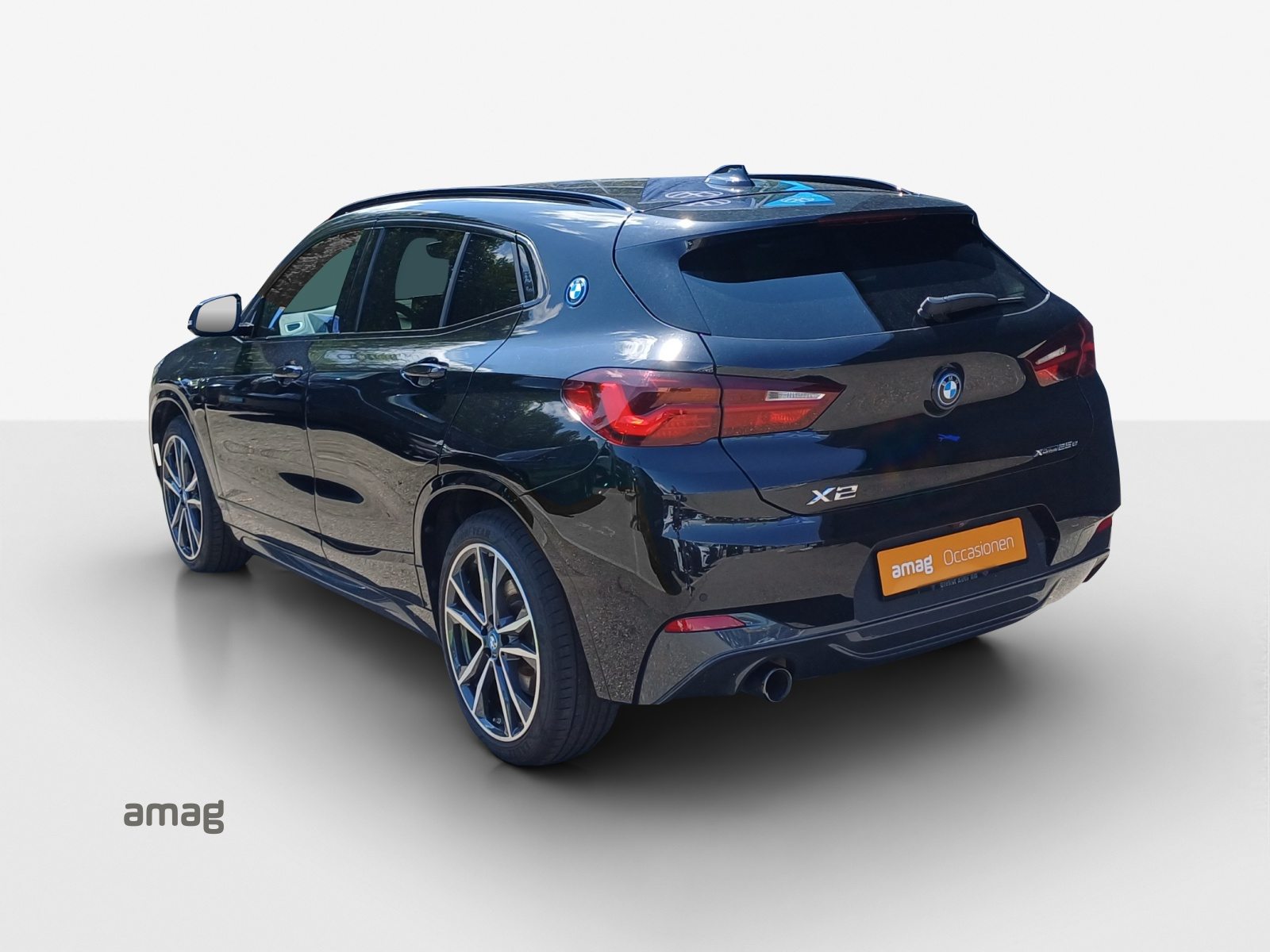 BMW X2 xDrive 25e M Sport, Petrol, Second hand / Used, Automatic - 3