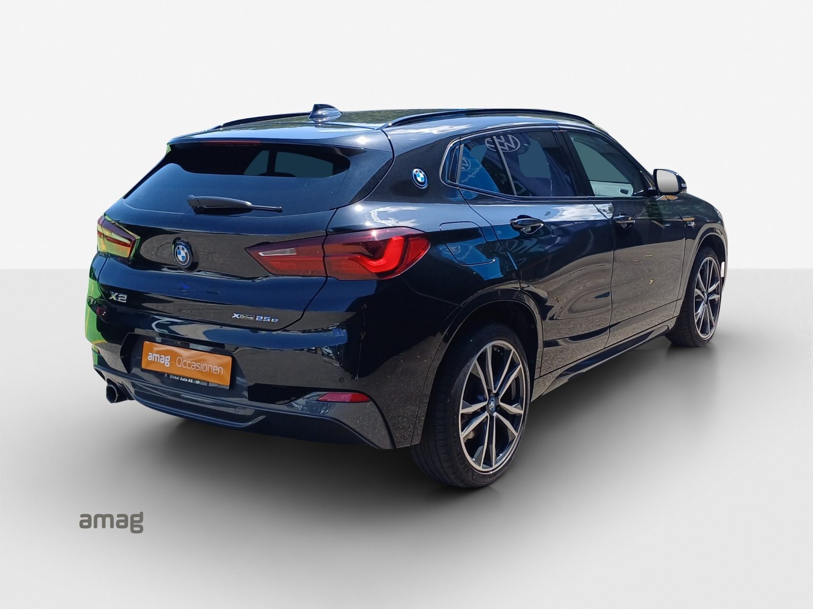 BMW X2 xDrive 25e M Sport, Petrol, Second hand / Used, Automatic - 5