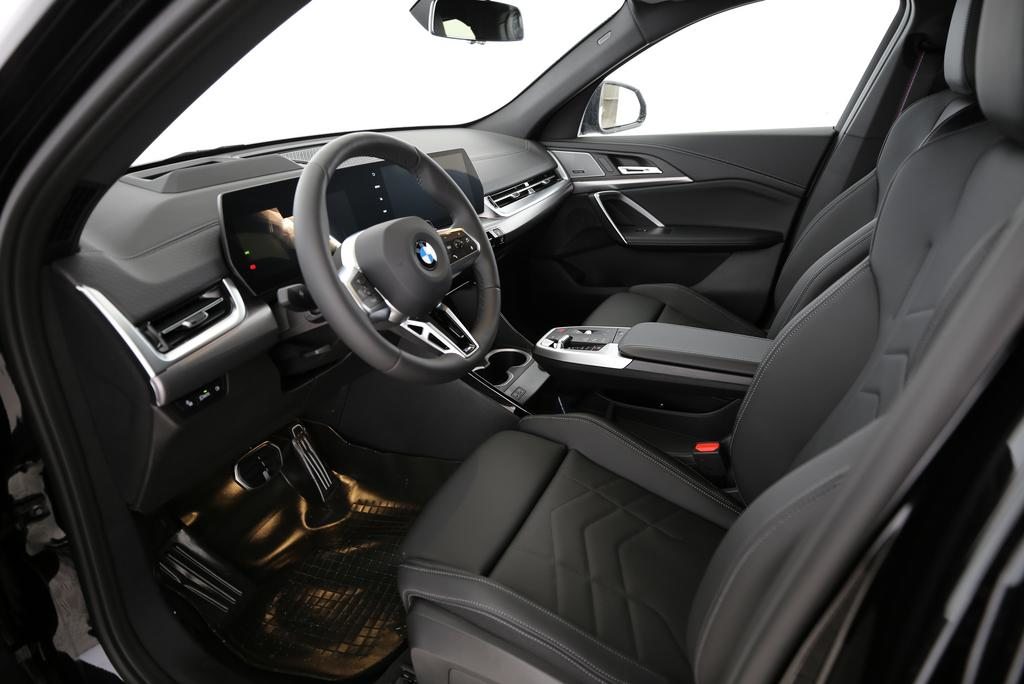 BMW X2 20d xDrive, Mild-Hybrid Diesel/Electric, New car, Automatic - 4