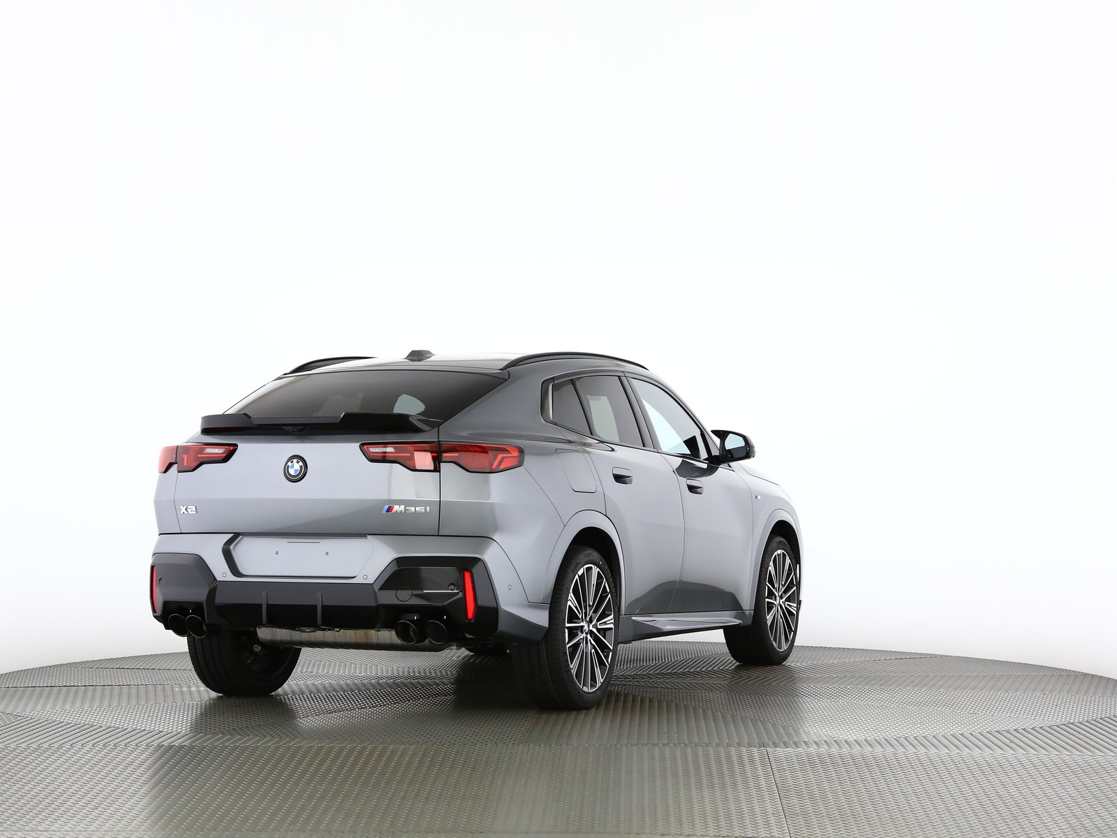 BMW X2 M35i, Petrol, New car, Automatic - 3