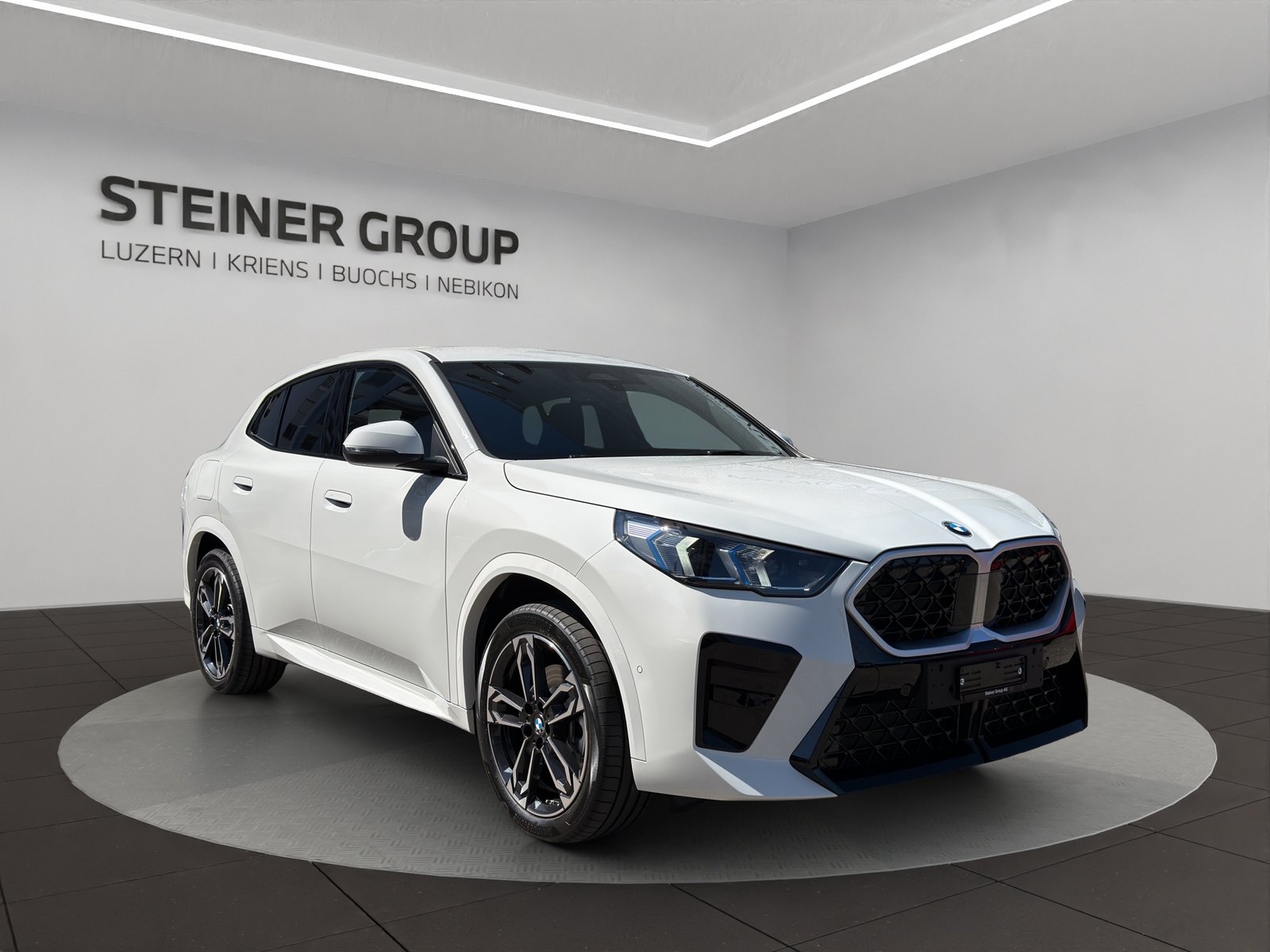 BMW X2 sDrive 20i 48V M Sport, Mild-Hybrid Petrol/Electric, New car, Automatic - 3