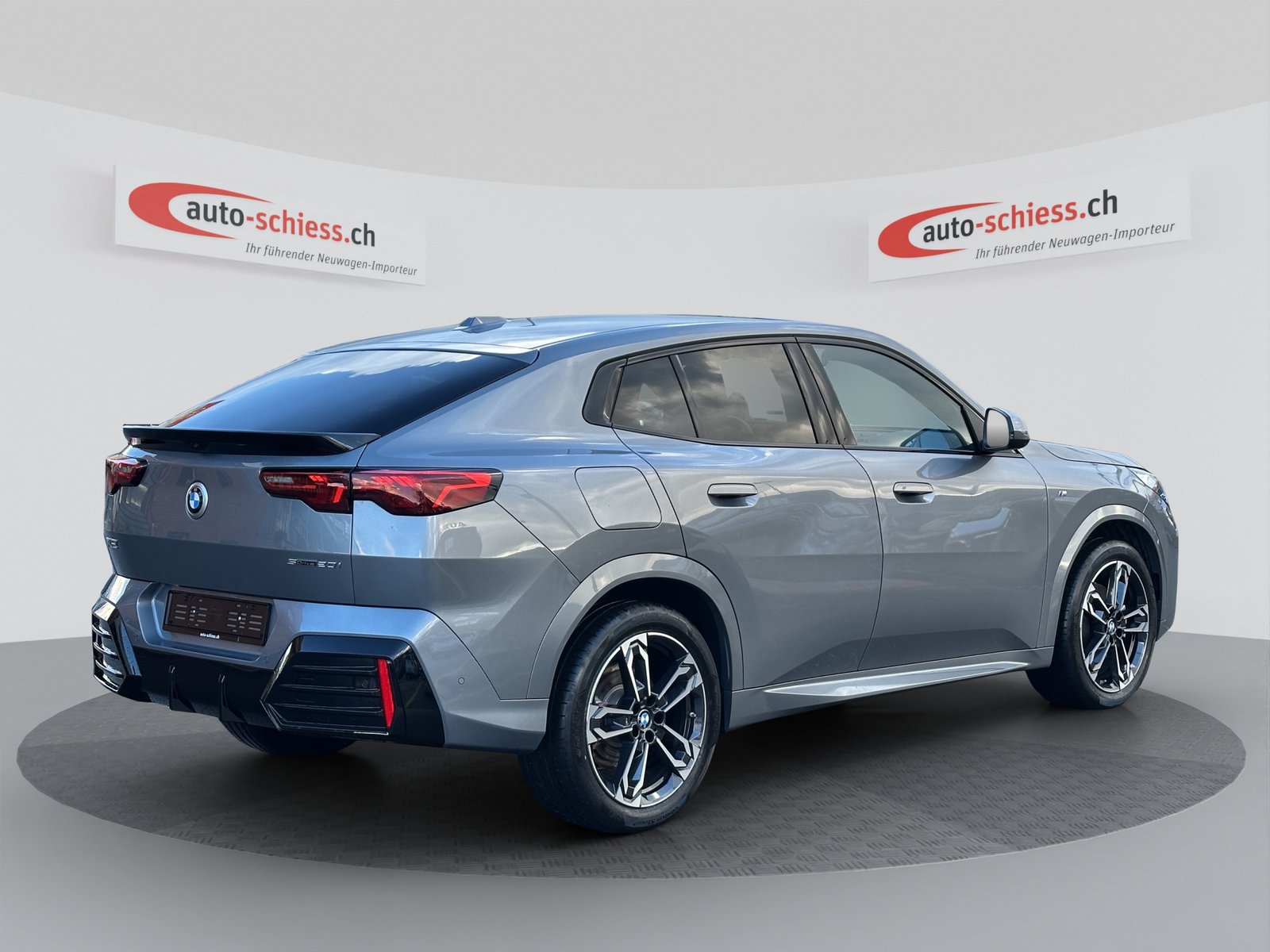 BMW X2 sDrive 20i M Sport Iconic Glow, Mild-Hybrid Benzin/Elektro, Occasion / Gebraucht, Automatik - 5