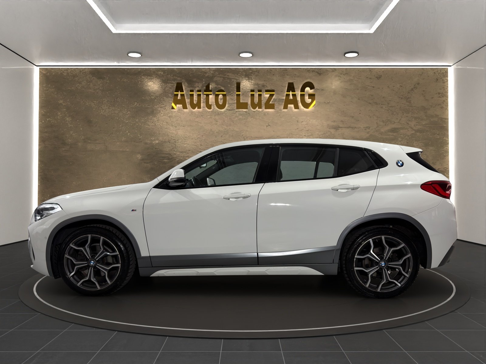 BMW X2 sDrive 18i, Benzin, Occasion / Gebraucht, Handschaltung - 6