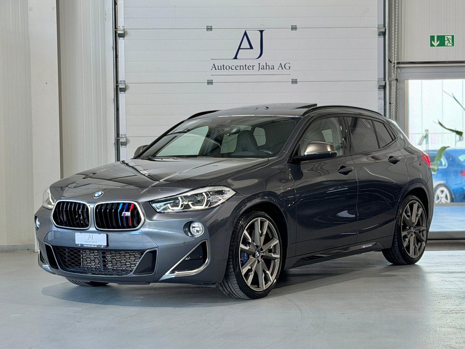 BMW X2 M35i Steptronic (CH) 20'' + Tieferlegung, Benzin, Occasion / Gebraucht, Automatik - 3