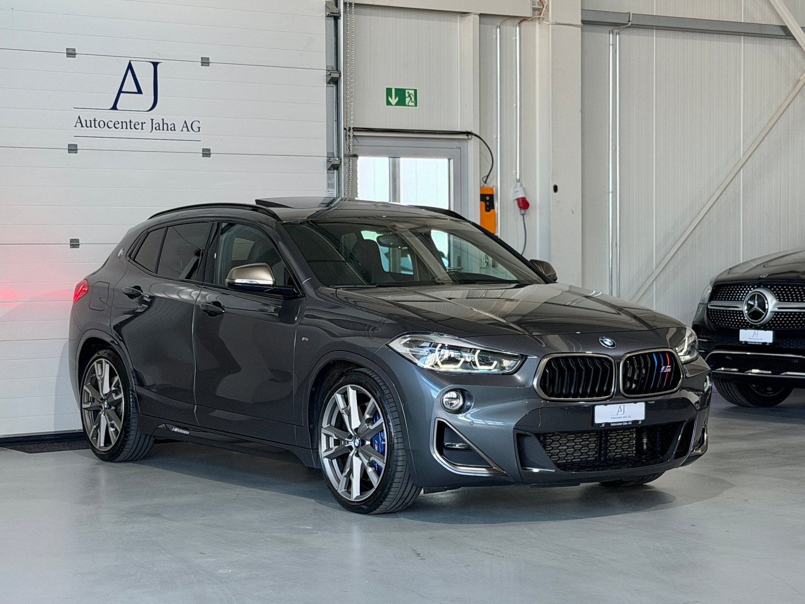 BMW X2 M35i Steptronic (CH) 20'' + Tieferlegung, Benzin, Occasion / Gebraucht, Automatik - 5