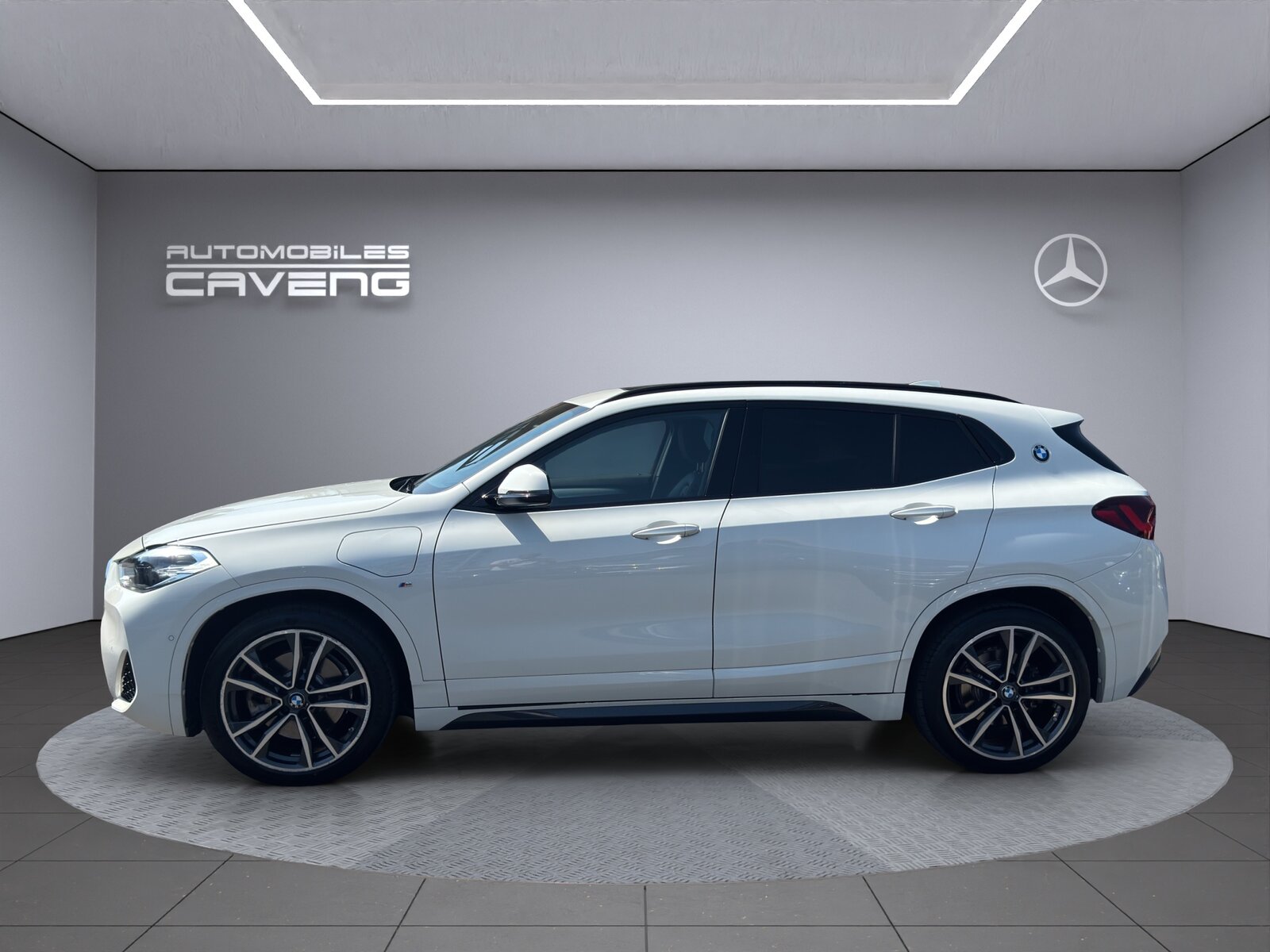 BMW X2 25e M Sport Steptronic, Plug-in-Hybrid Benzina/Elettrica, Occasioni / Usate, Automatico - 2