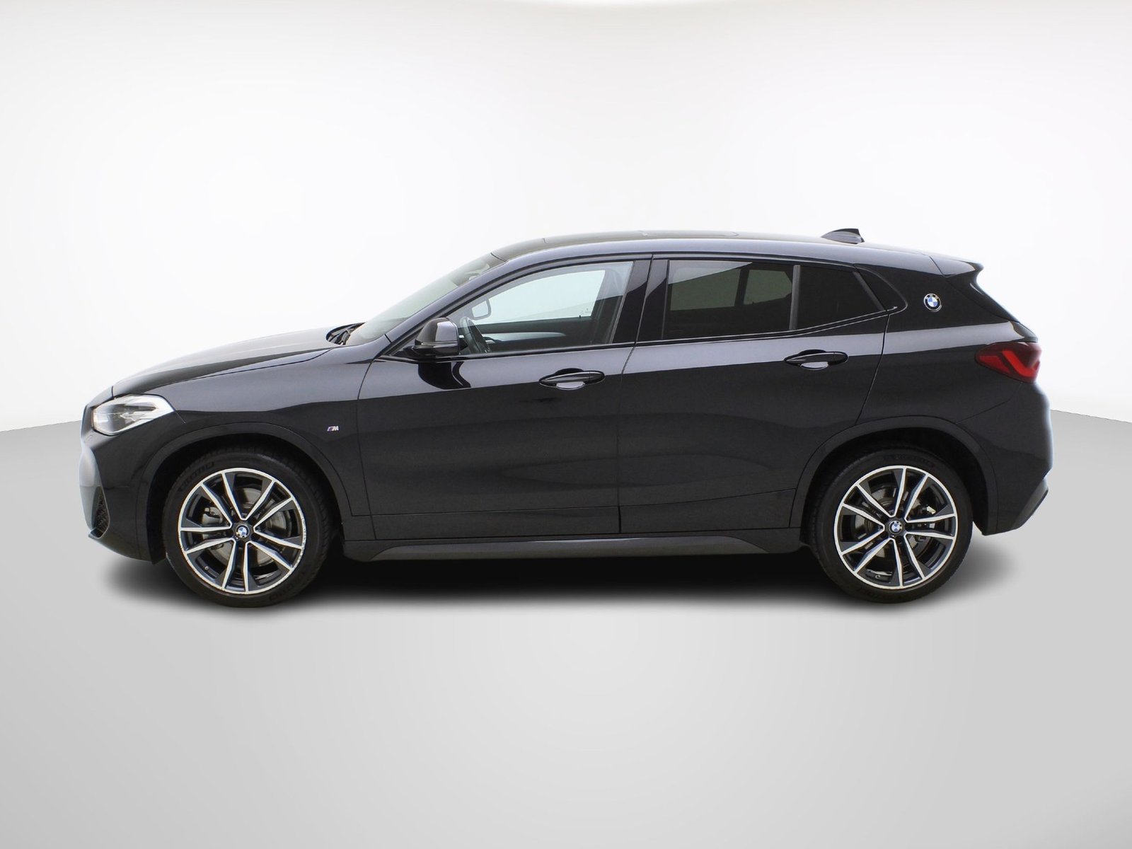 BMW X2 20i M Sport, Petrol, Second hand / Used, Automatic - 3