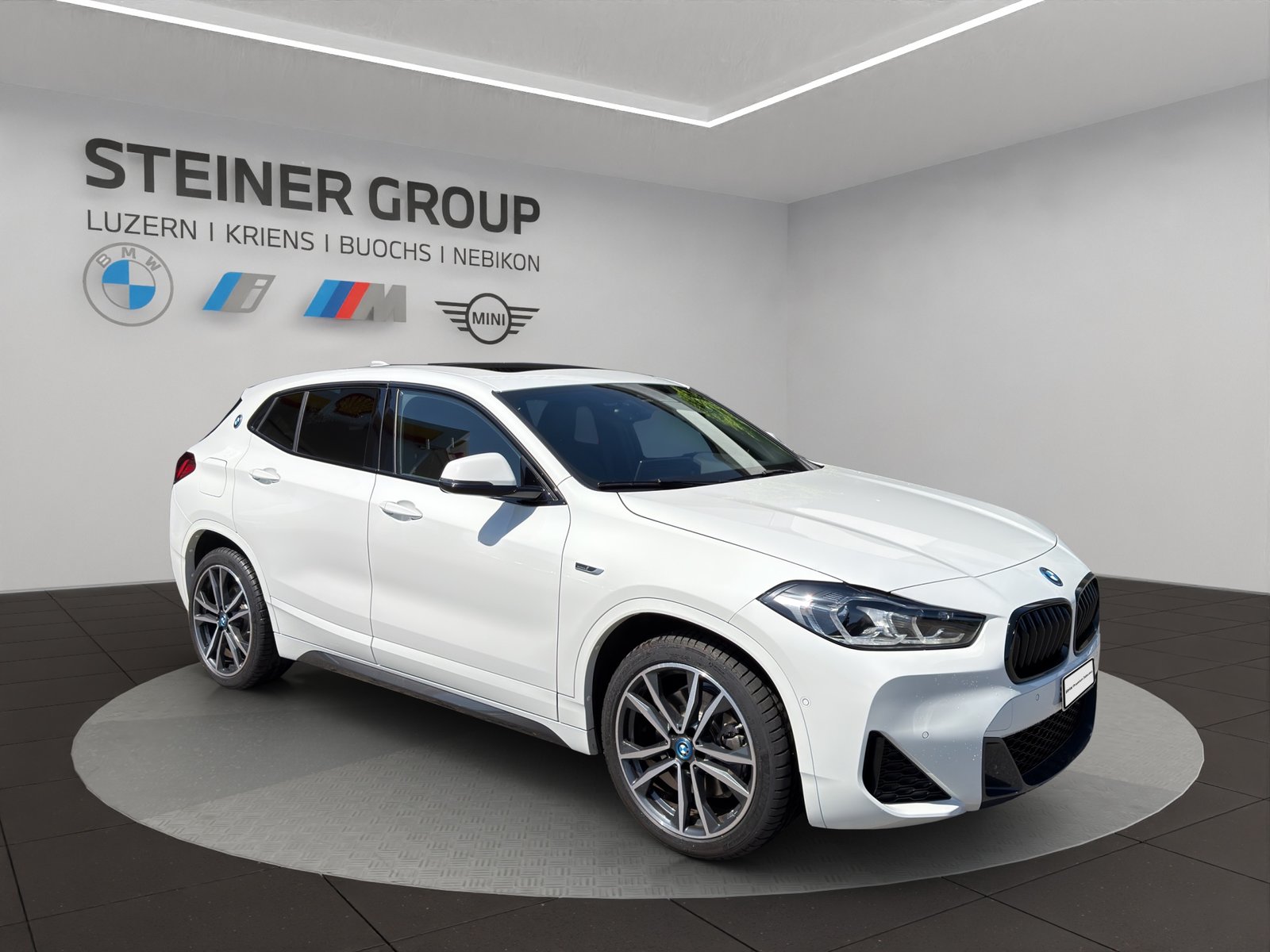 BMW X2 25e M Sport Steptronic, Plug-in-Hybrid Benzin/Elektro, Occasion / Gebraucht, Automatik - 4