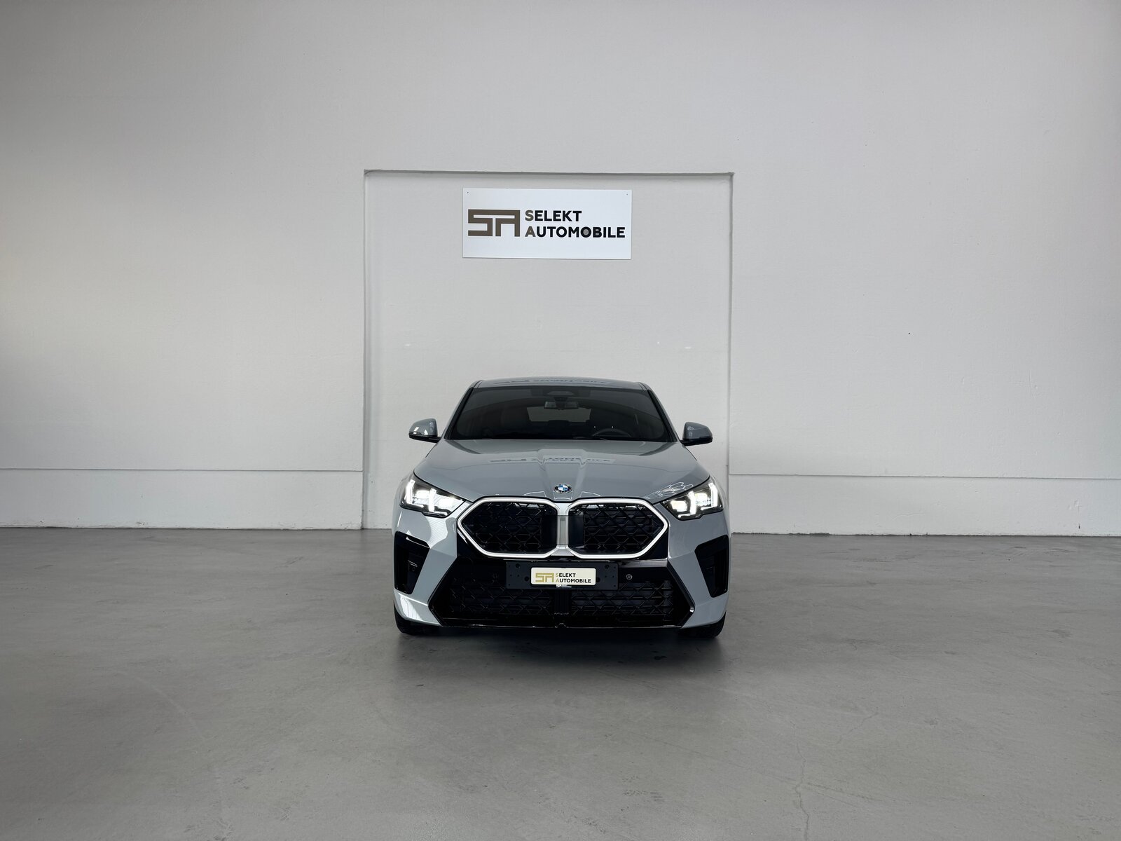 BMW X2 sDrive 20i 48V M Sport CH-Fahrzeug Iconic Glow, Mild-Hybrid Benzin/Elektro, Occasion / Gebraucht, Automatik - 2